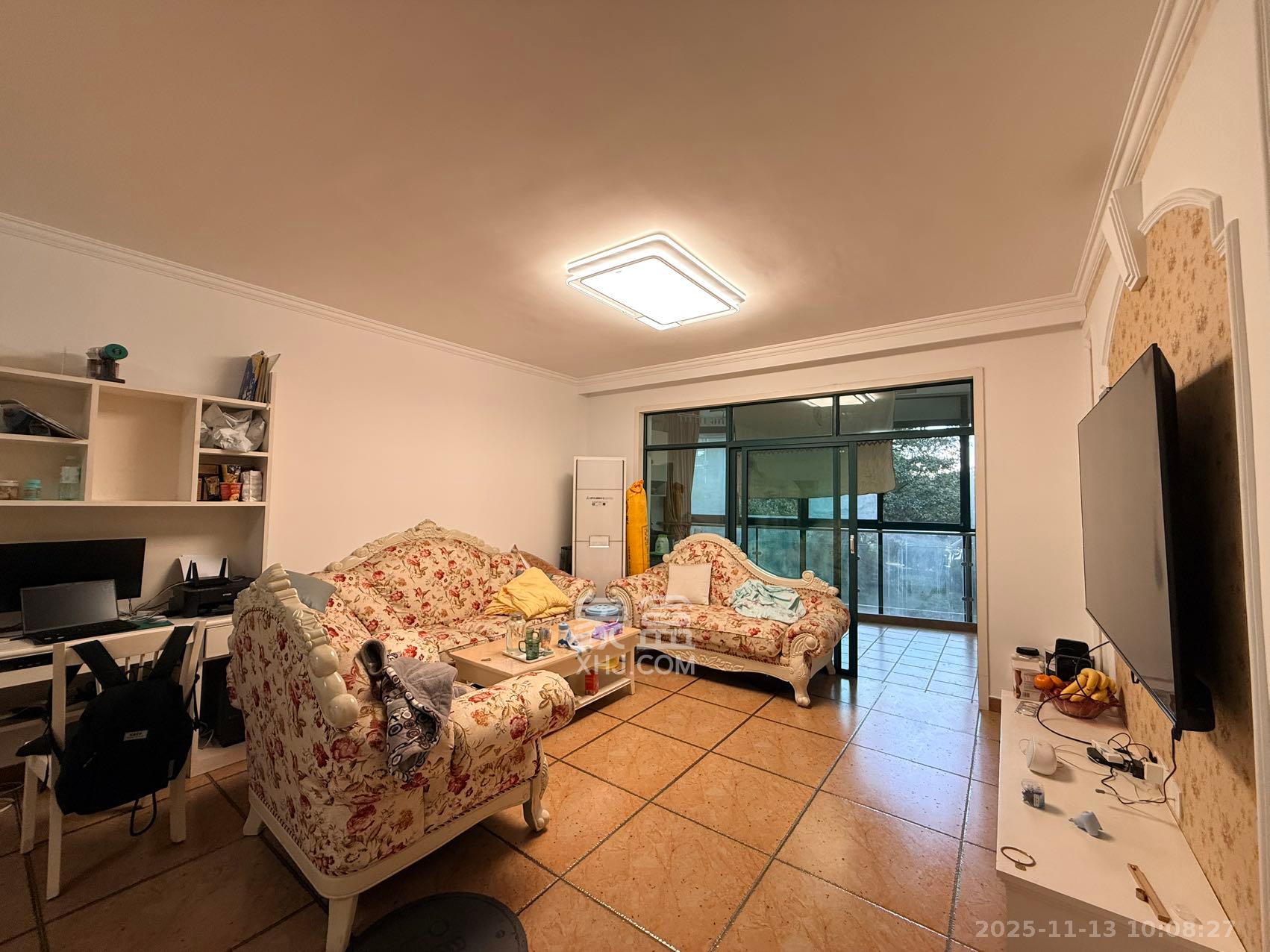 华盛新外滩  3室2厅1卫    3600.0元/月