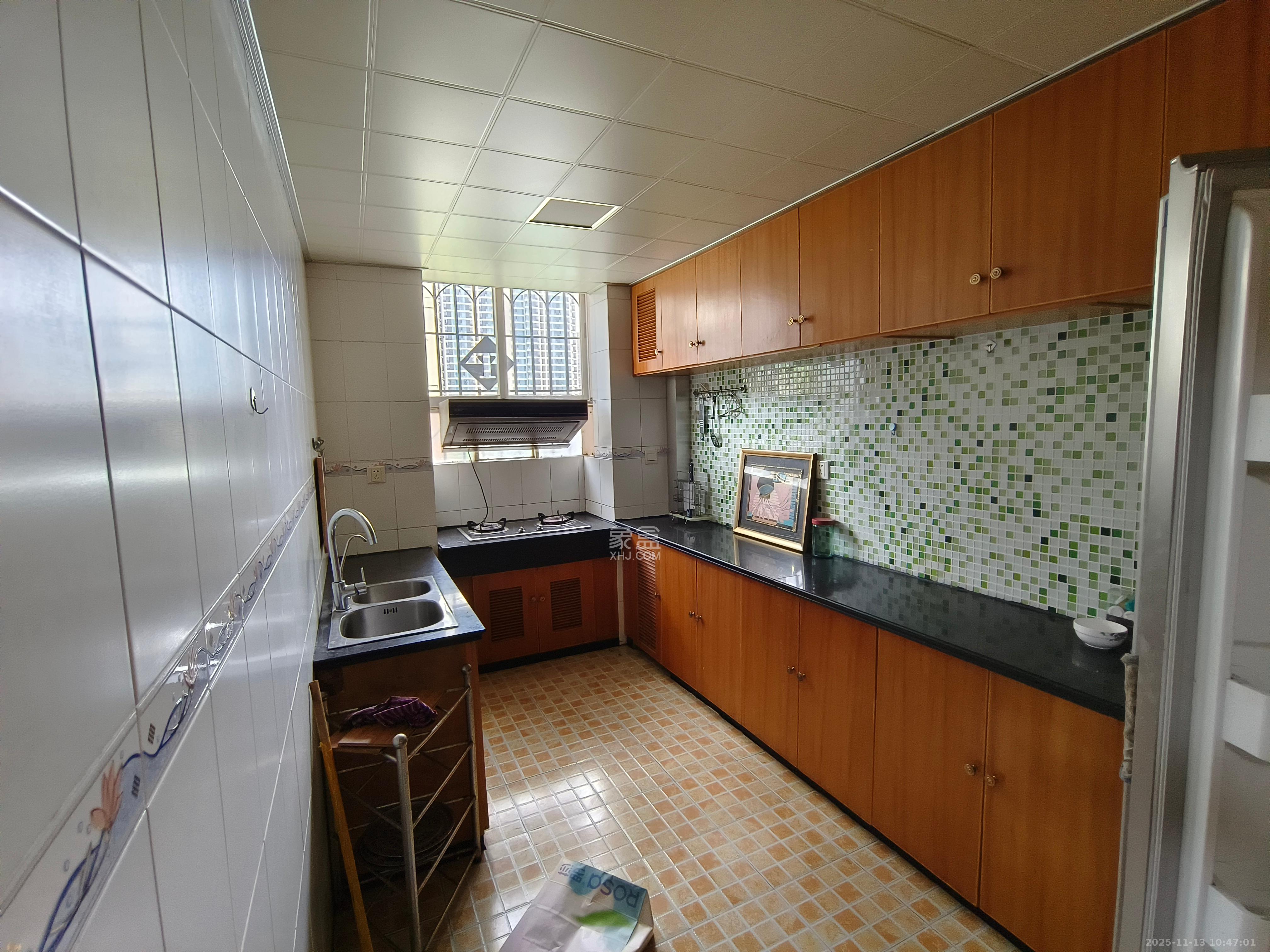 丰园(中山小区) 3室2厅2卫 2100.0元/月 丰园(中山小区) 3室2厅2卫 2100.0元/月室内图