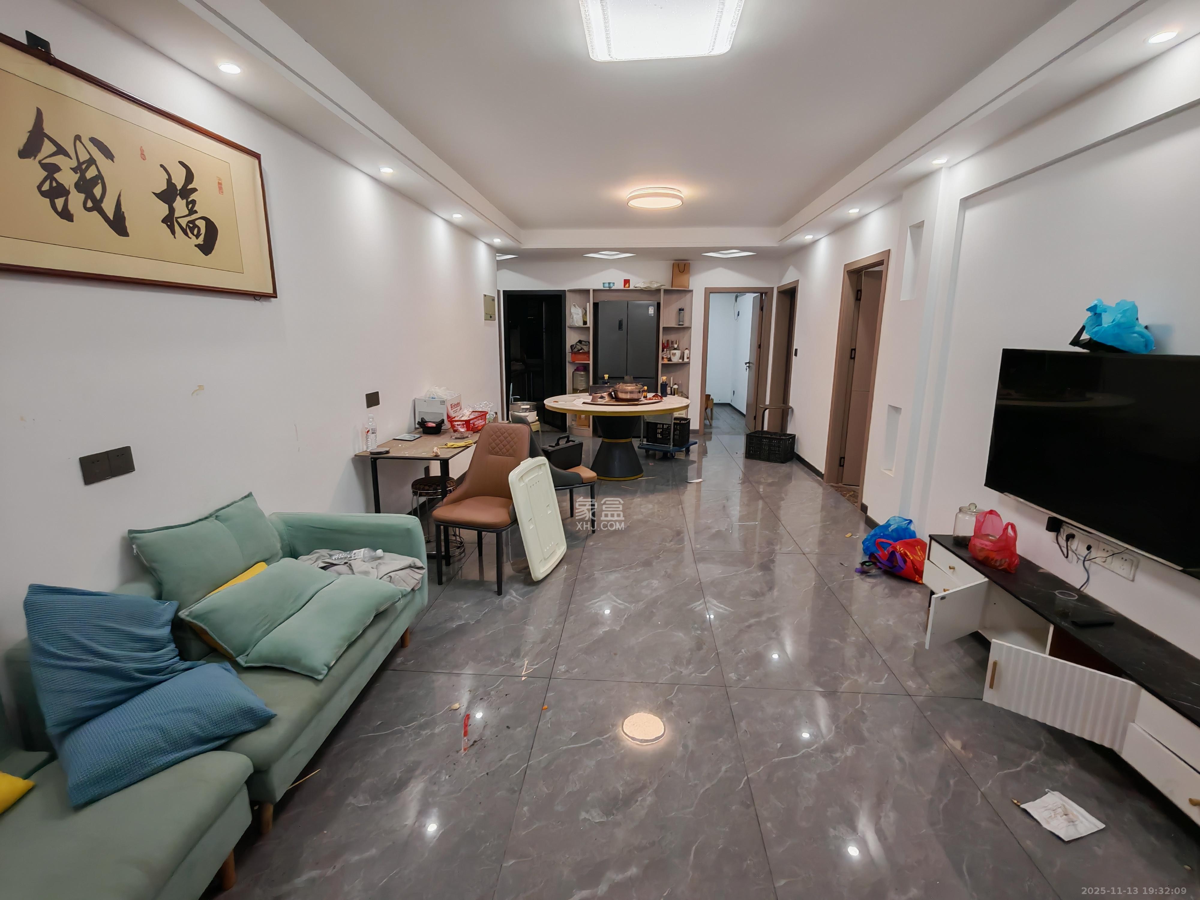 北辰中央公园DF区  3室2厅1卫    2600.0元/月