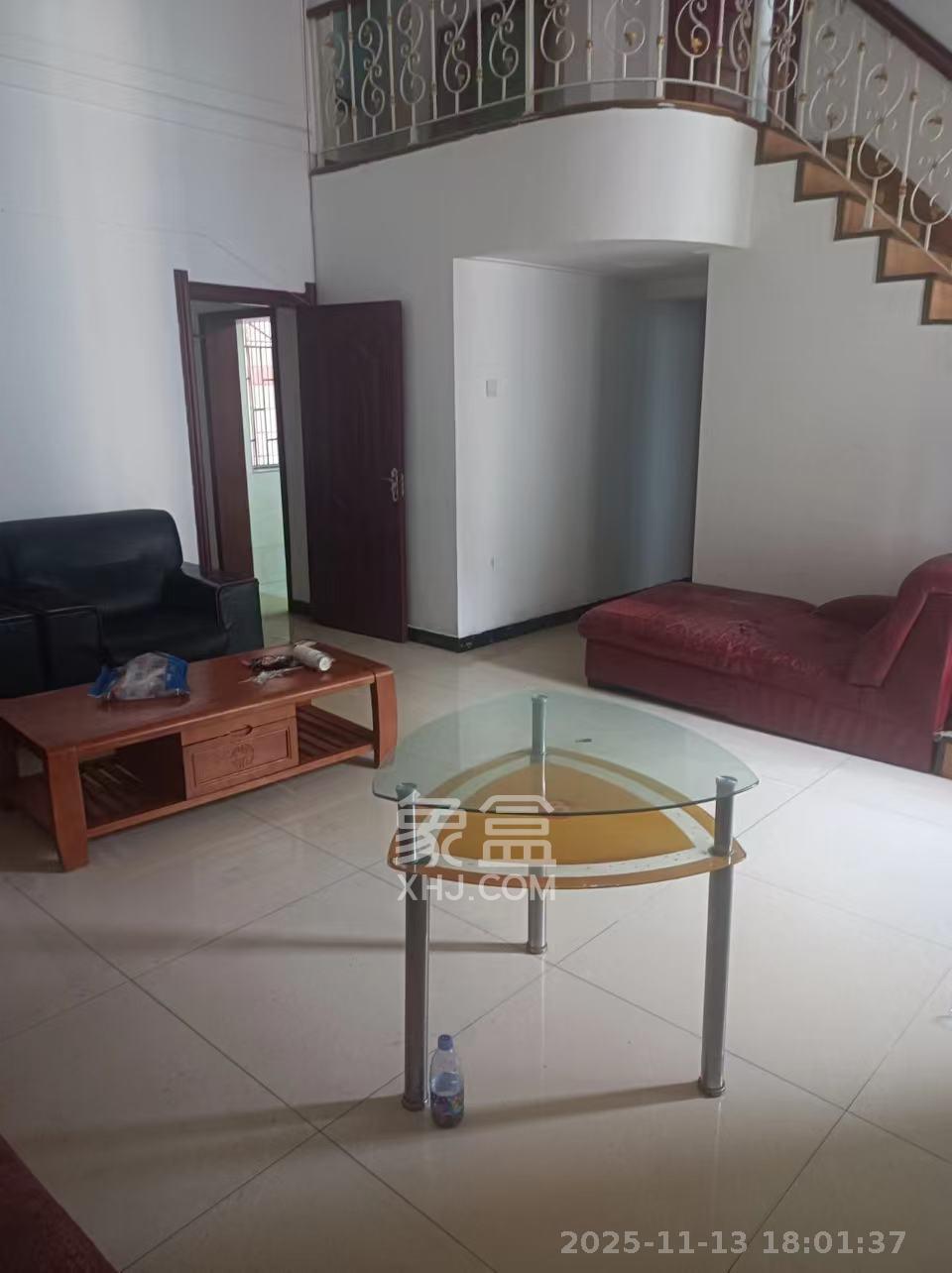 海东青大厦  4室1厅2卫    4200.0元/月