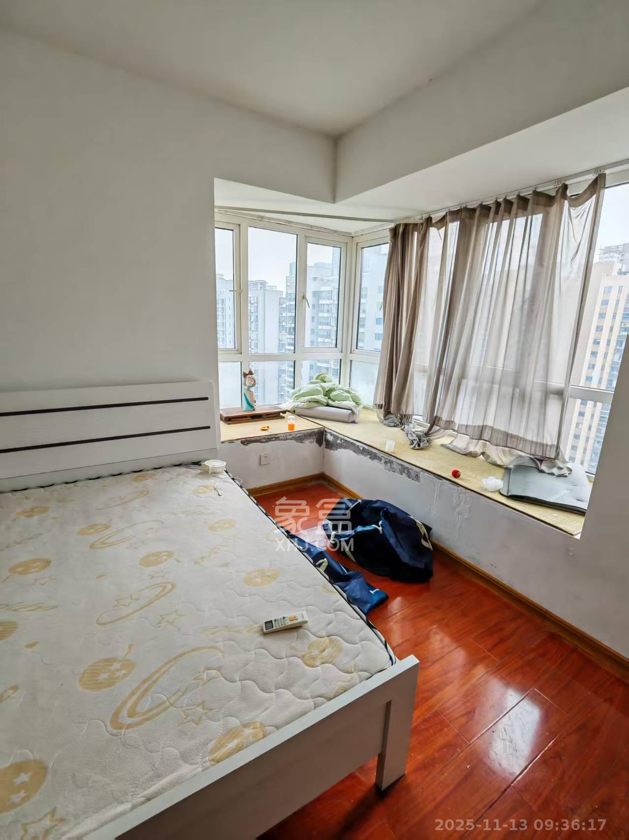 凯乐国际城  2室2厅1卫    2200.0元/月室内图