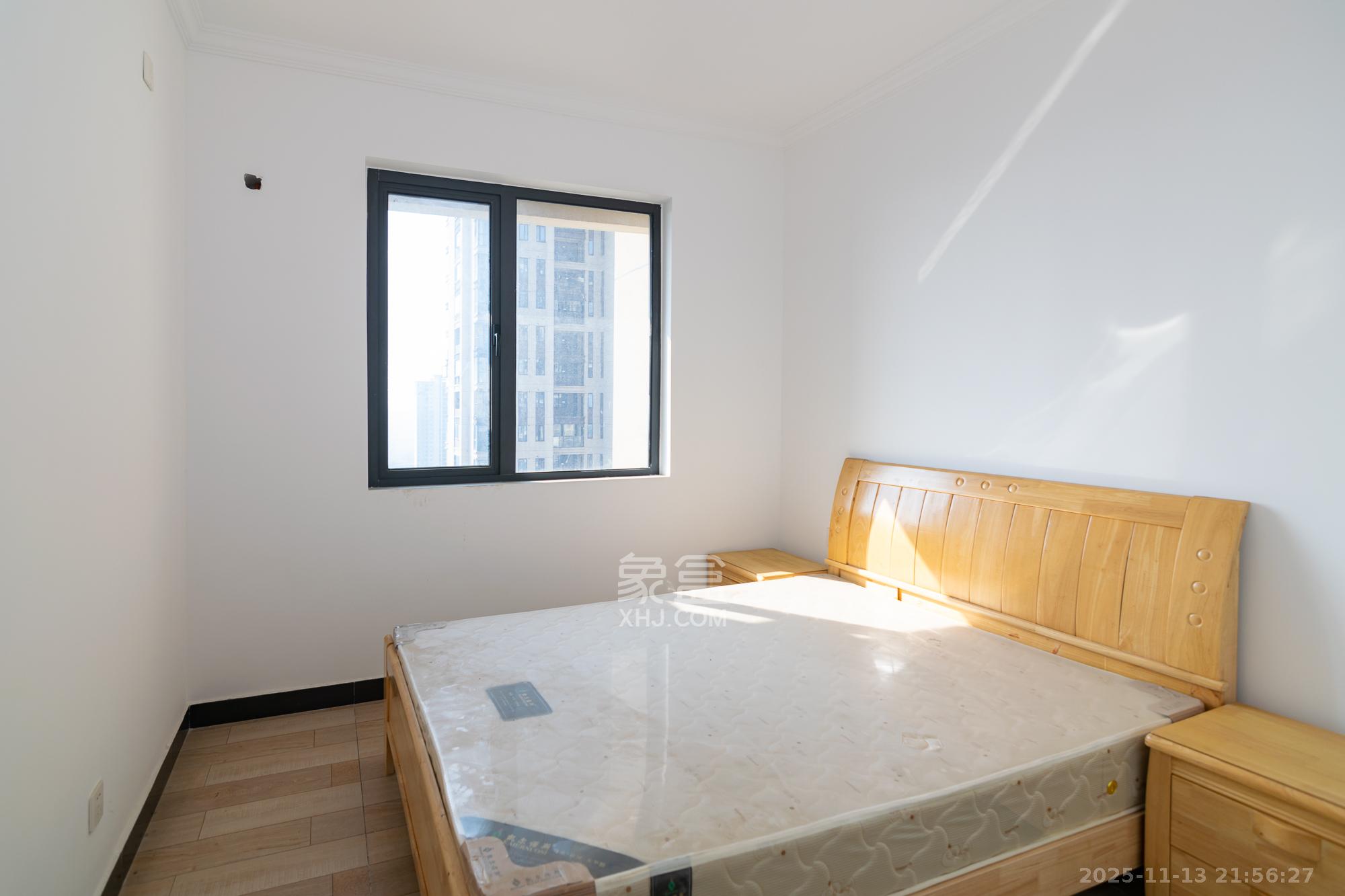 澳海望洲府  3室2厅1卫    65.0万卧室