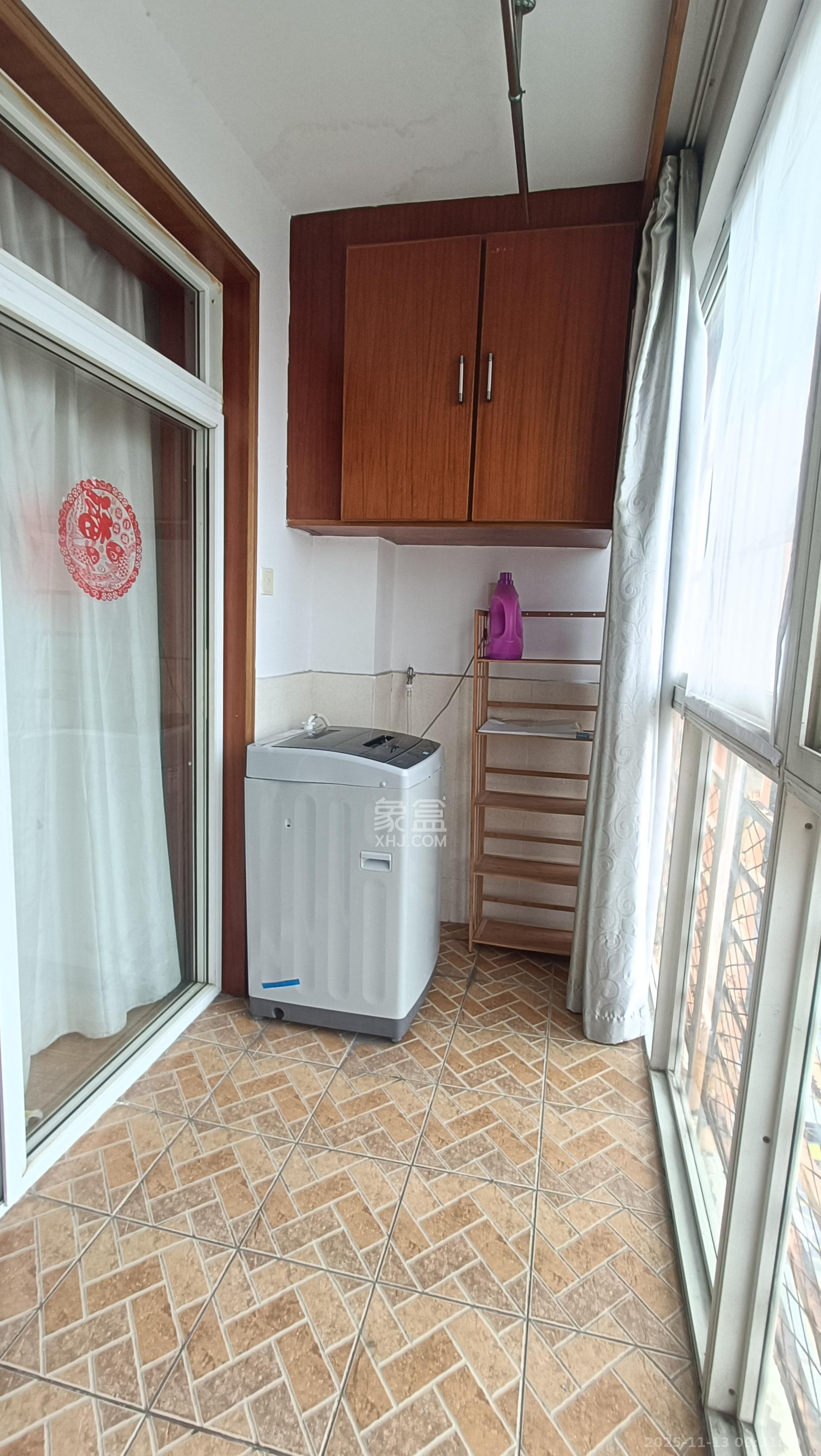 圣力华苑 1室1厅1卫 1000.0元/月 圣力华苑 1室1厅1卫 1000.0元/月室内图