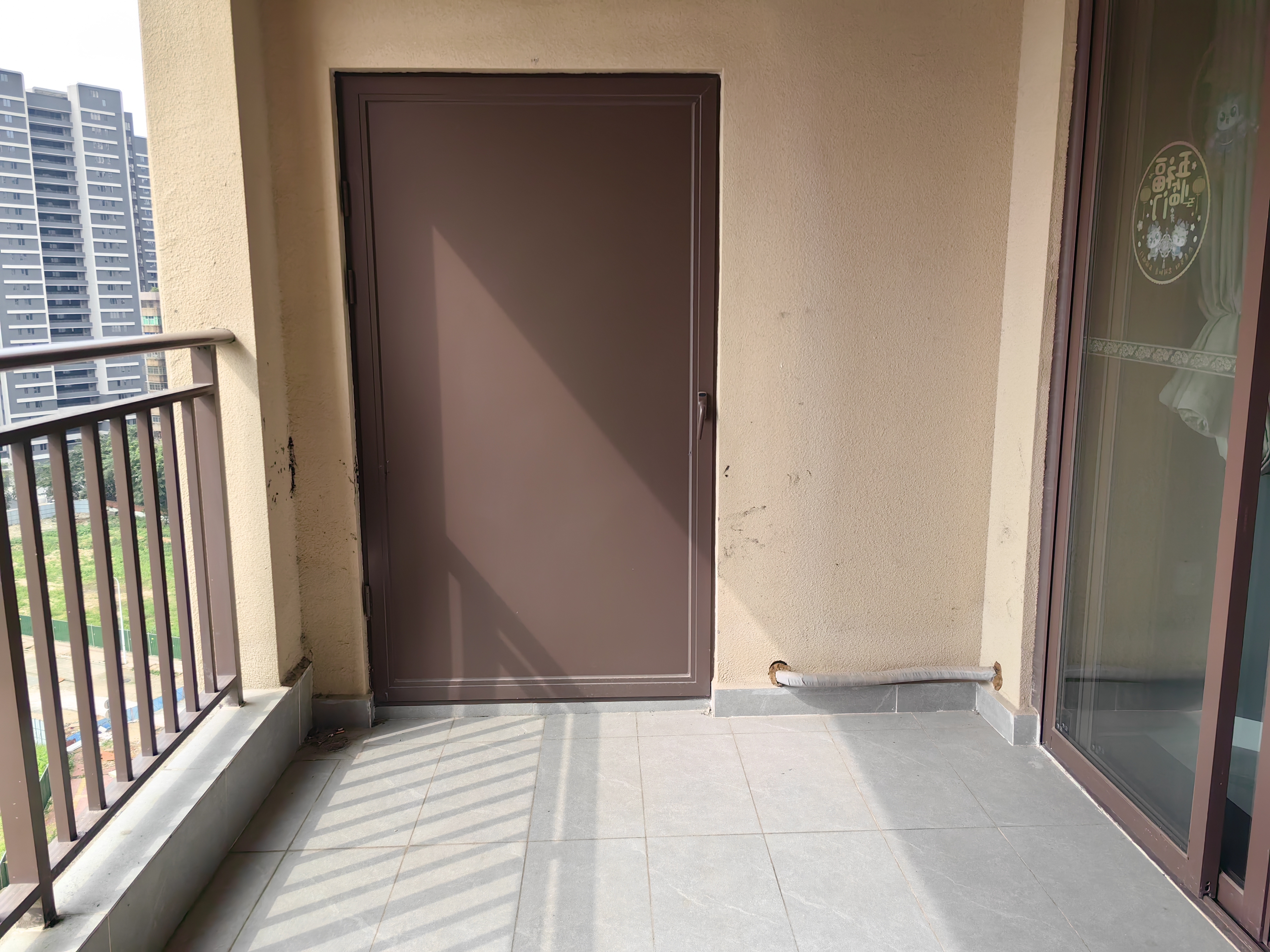 海航豪庭南苑  4室2厅2卫    5800.0元/月室内图