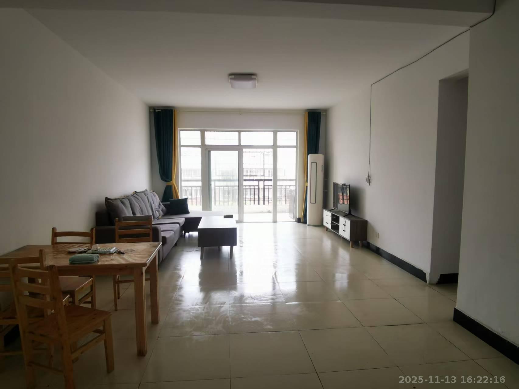 紫东苑（星沙）  3室2厅2卫    2000.0元/月室内图