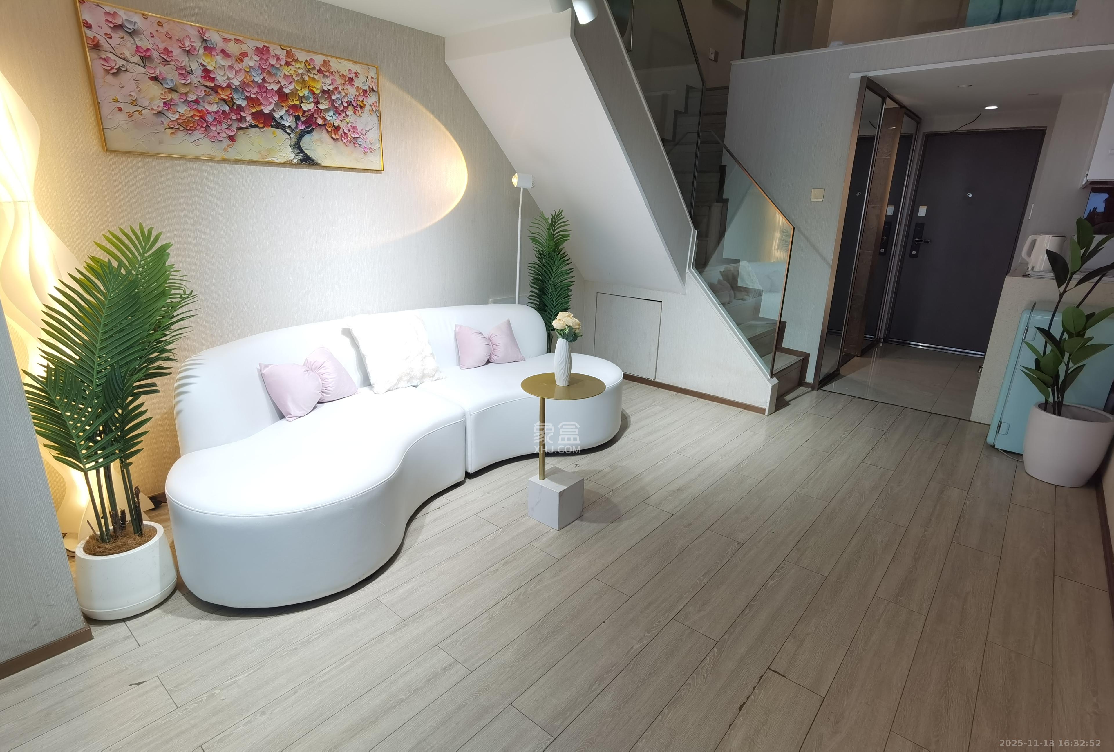 华远华时代  2室1厅1卫    2600.0元/月室内图