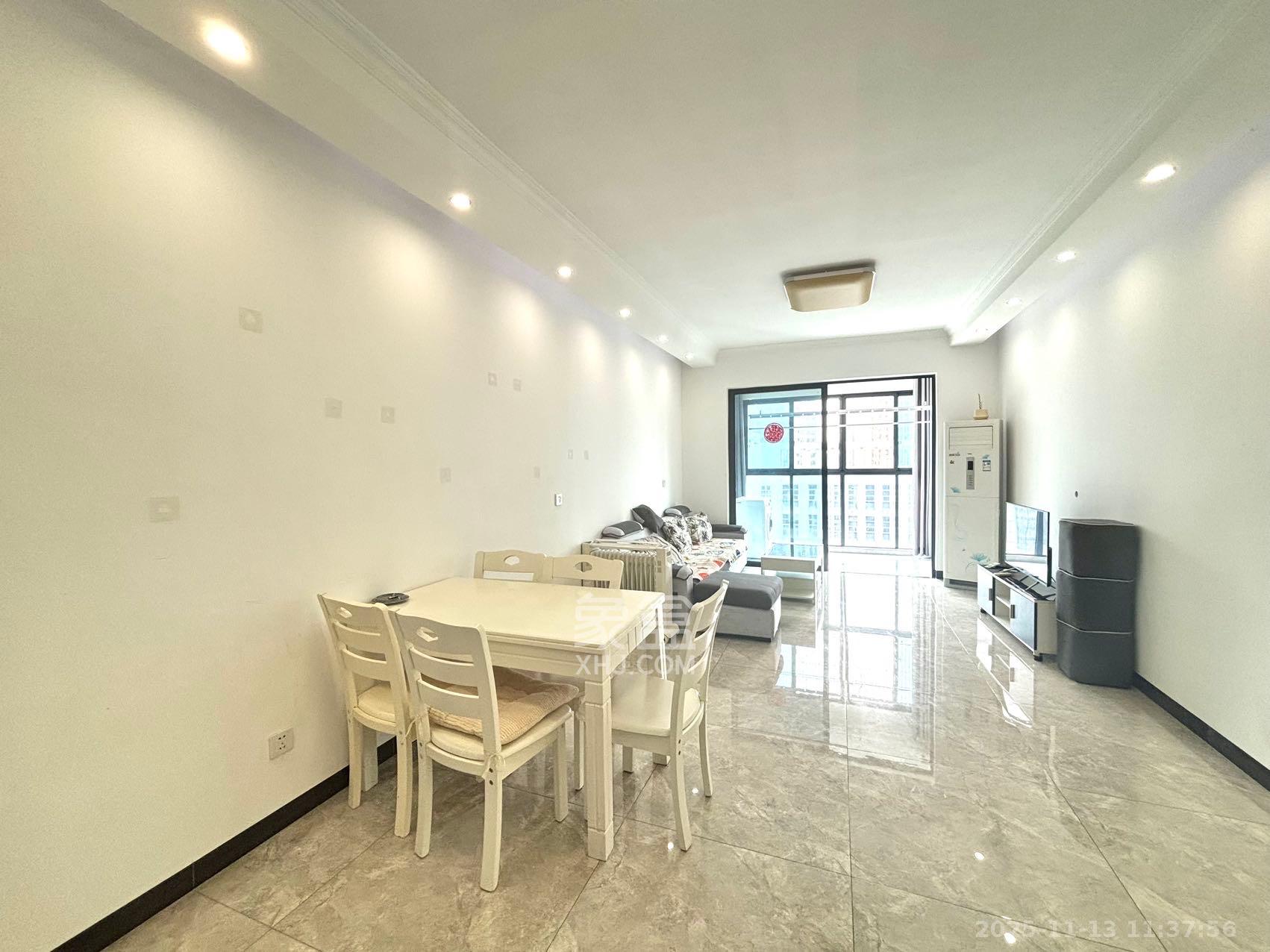 中南红领邦（红星嘉和苑）  2室1厅1卫    2000.0元/月