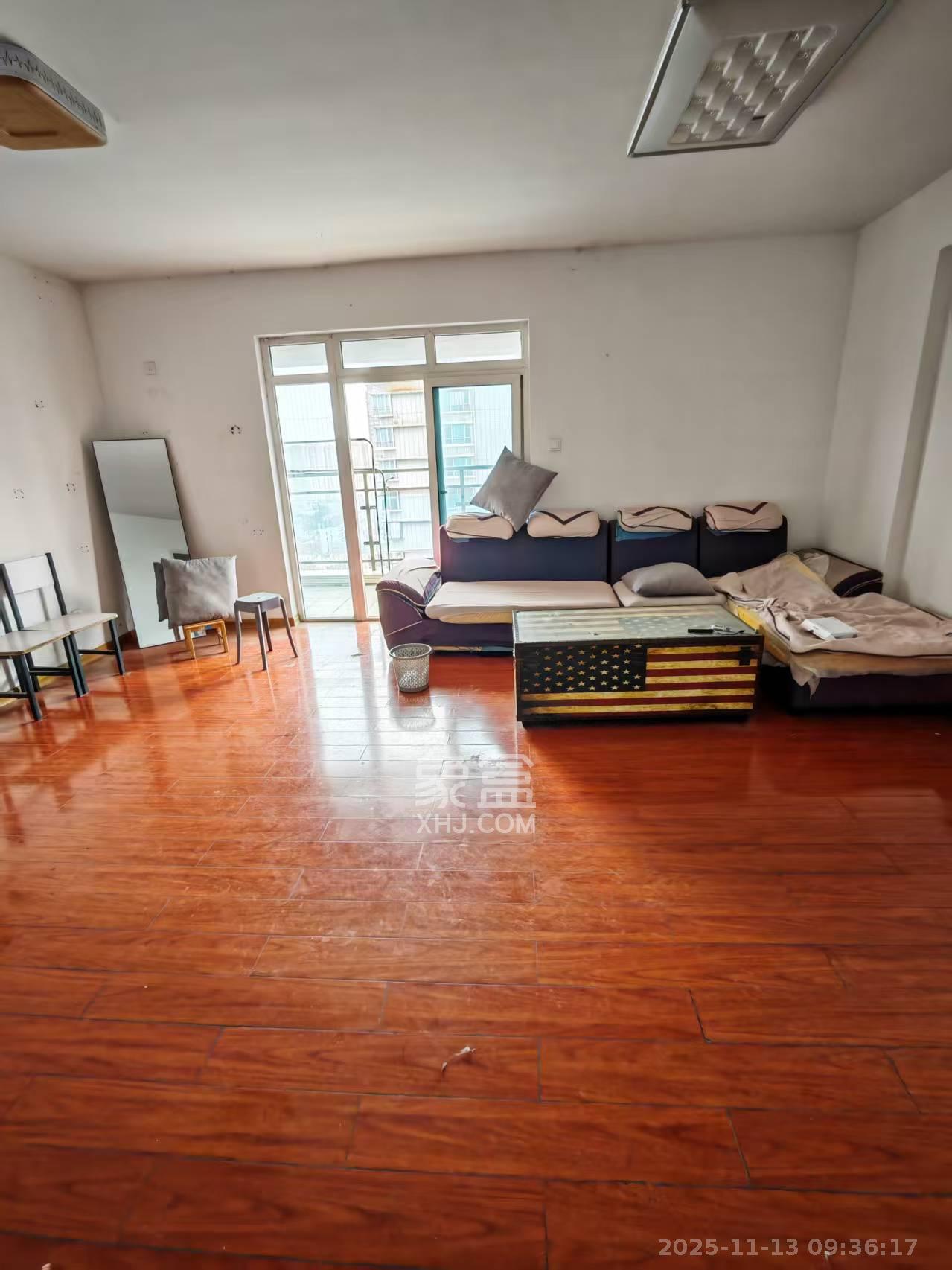 凯乐国际城  2室2厅1卫    2200.0元/月室内图