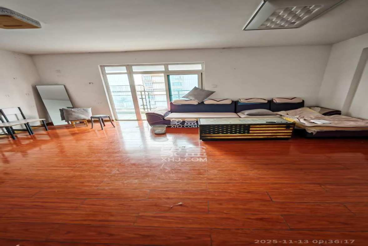 凯乐国际城 2室2厅1卫 2200.0元/月 凯乐国际城 2室2厅1卫 2200.0元/月室内图