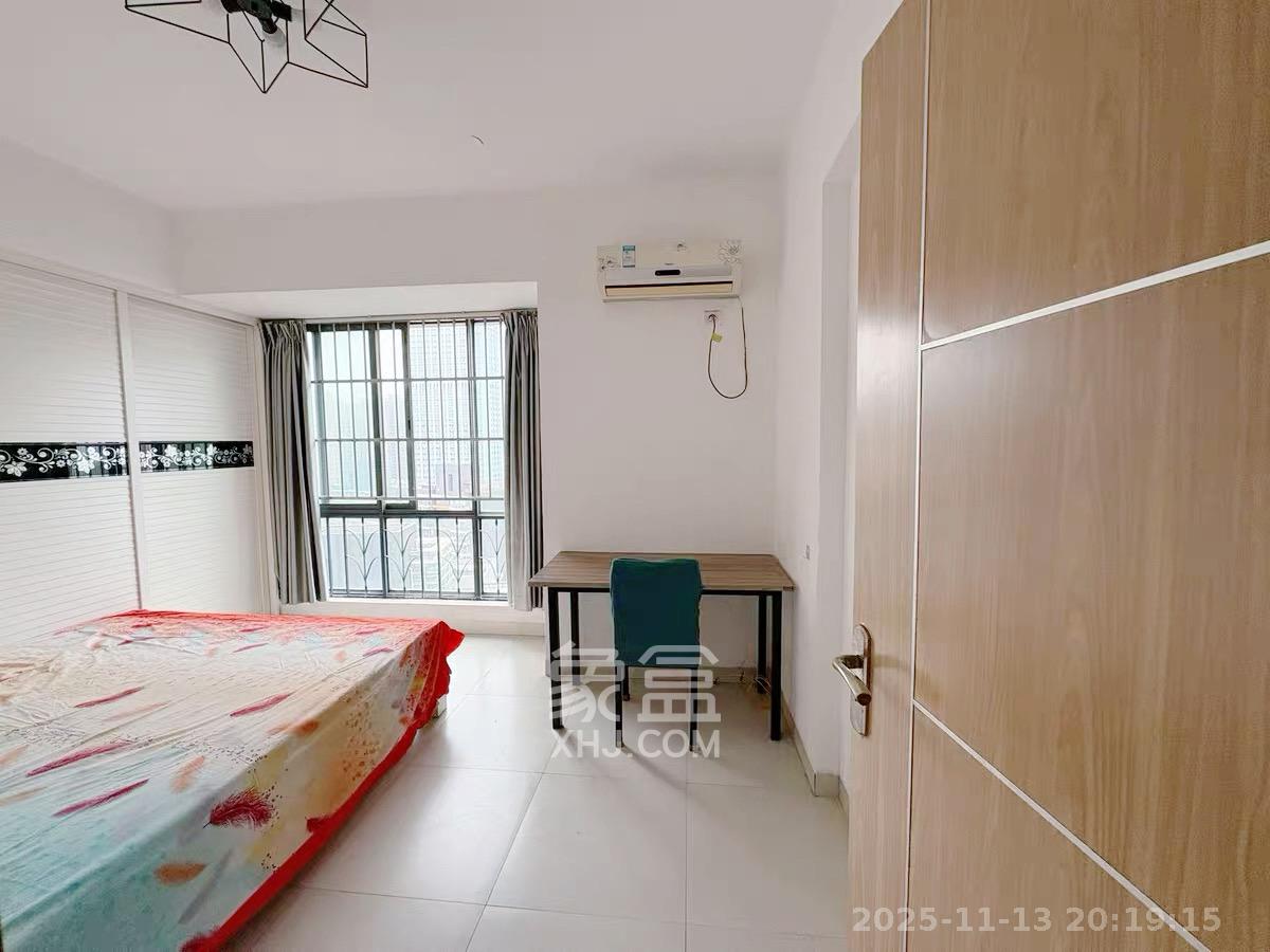 恒基凯旋门一二期  2室1厅1卫    1900.0元/月室内图