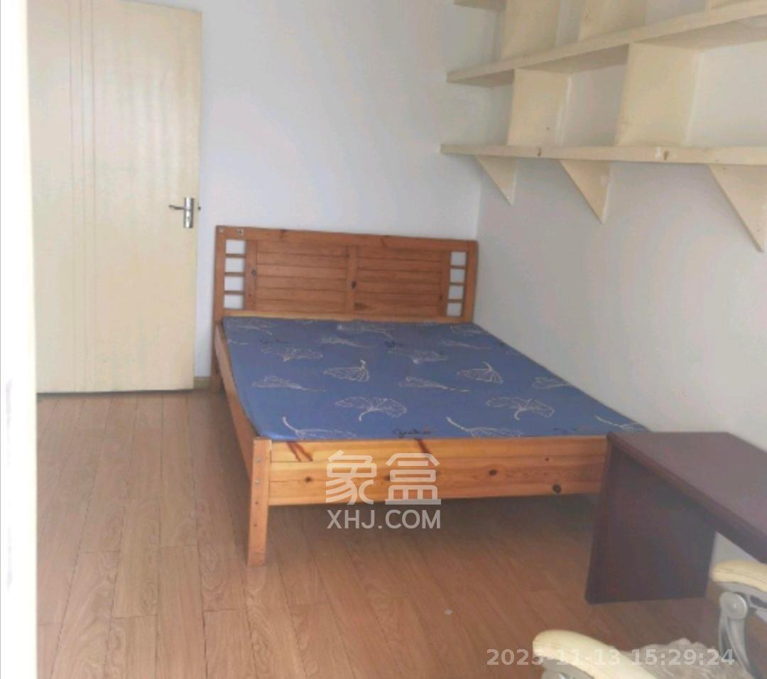 玛依拉山庄  3室2厅1卫    2500.0元/月室内图