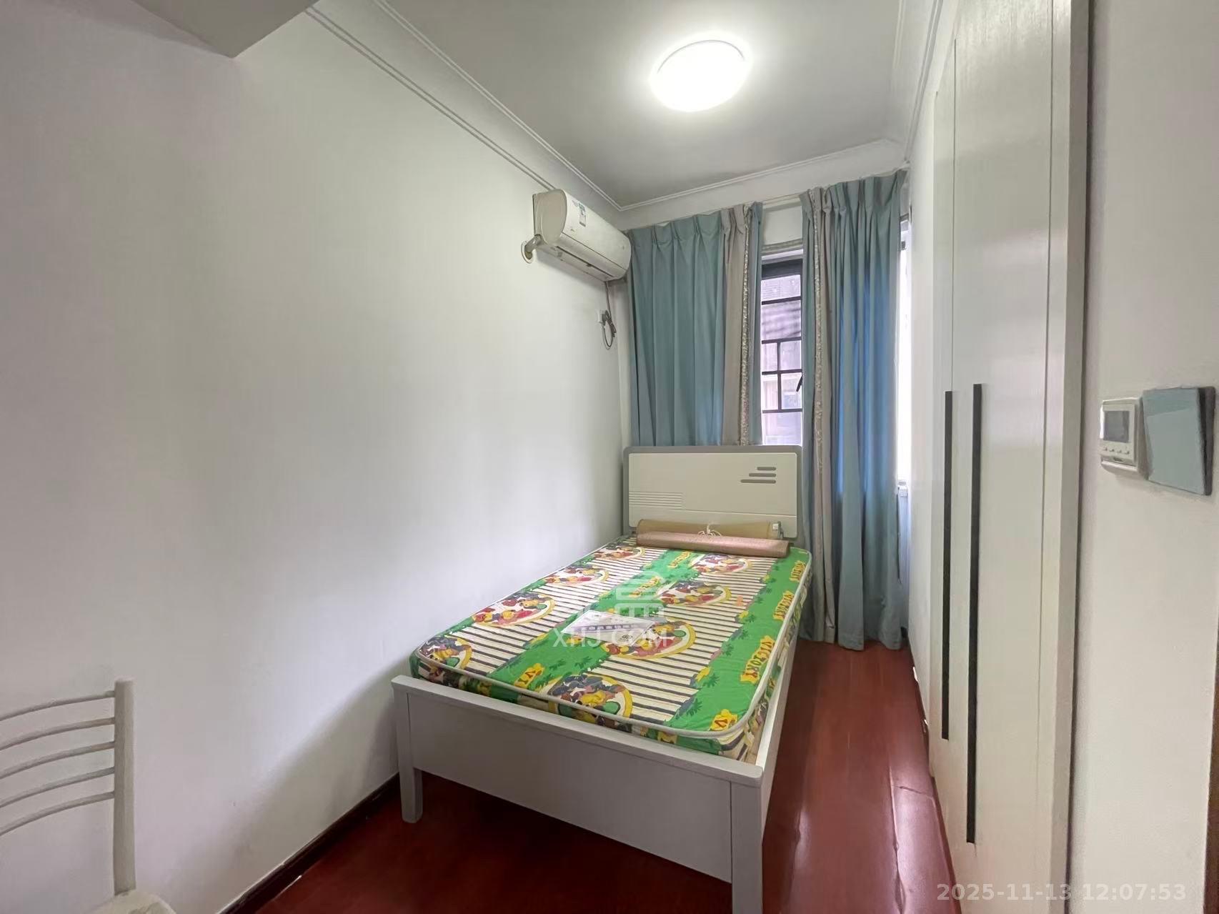 万博汇  3室2厅1卫    3000.0元/月室内图