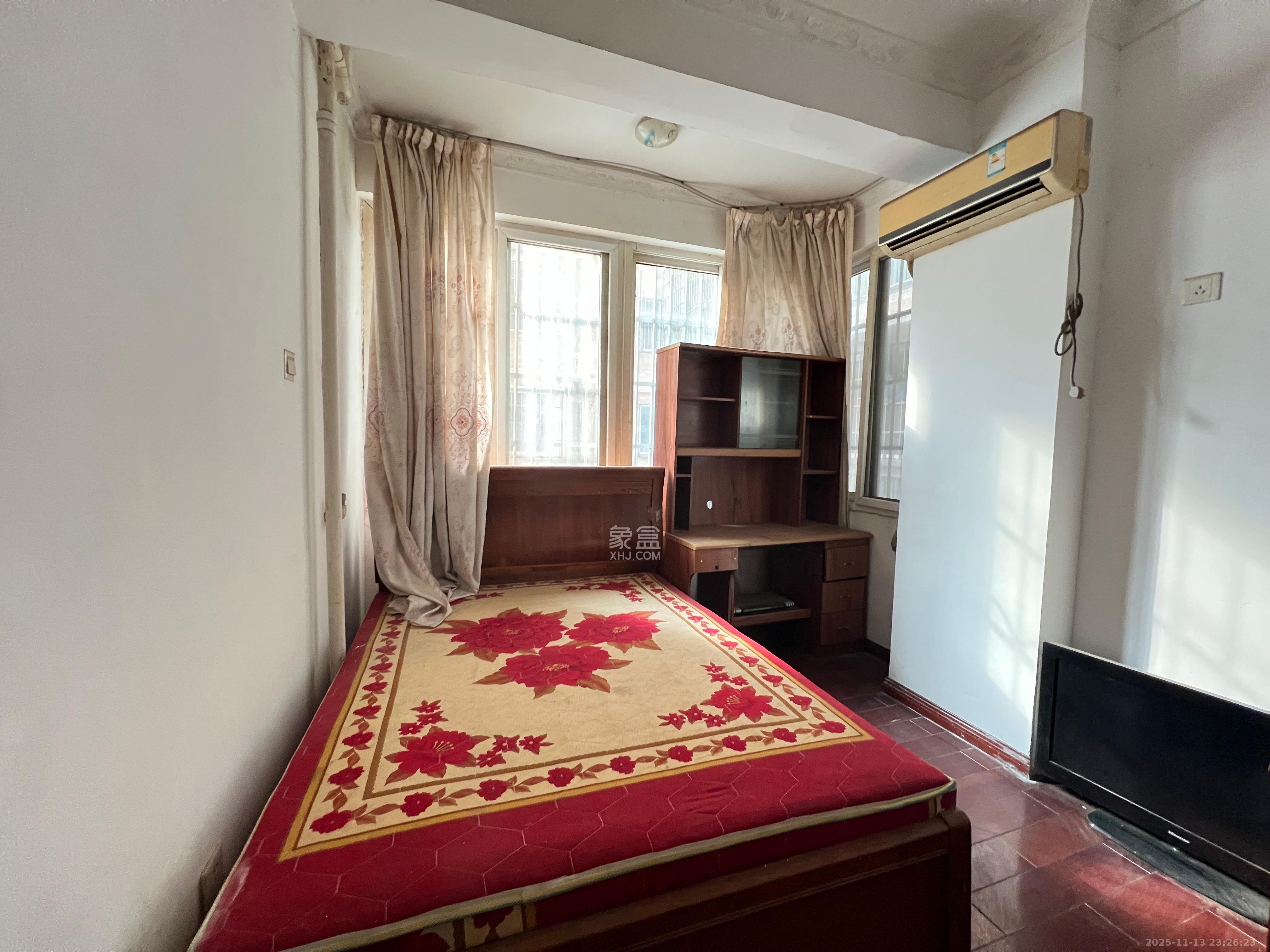 星城国际  2室2厅1卫    1300.0元/月室内图