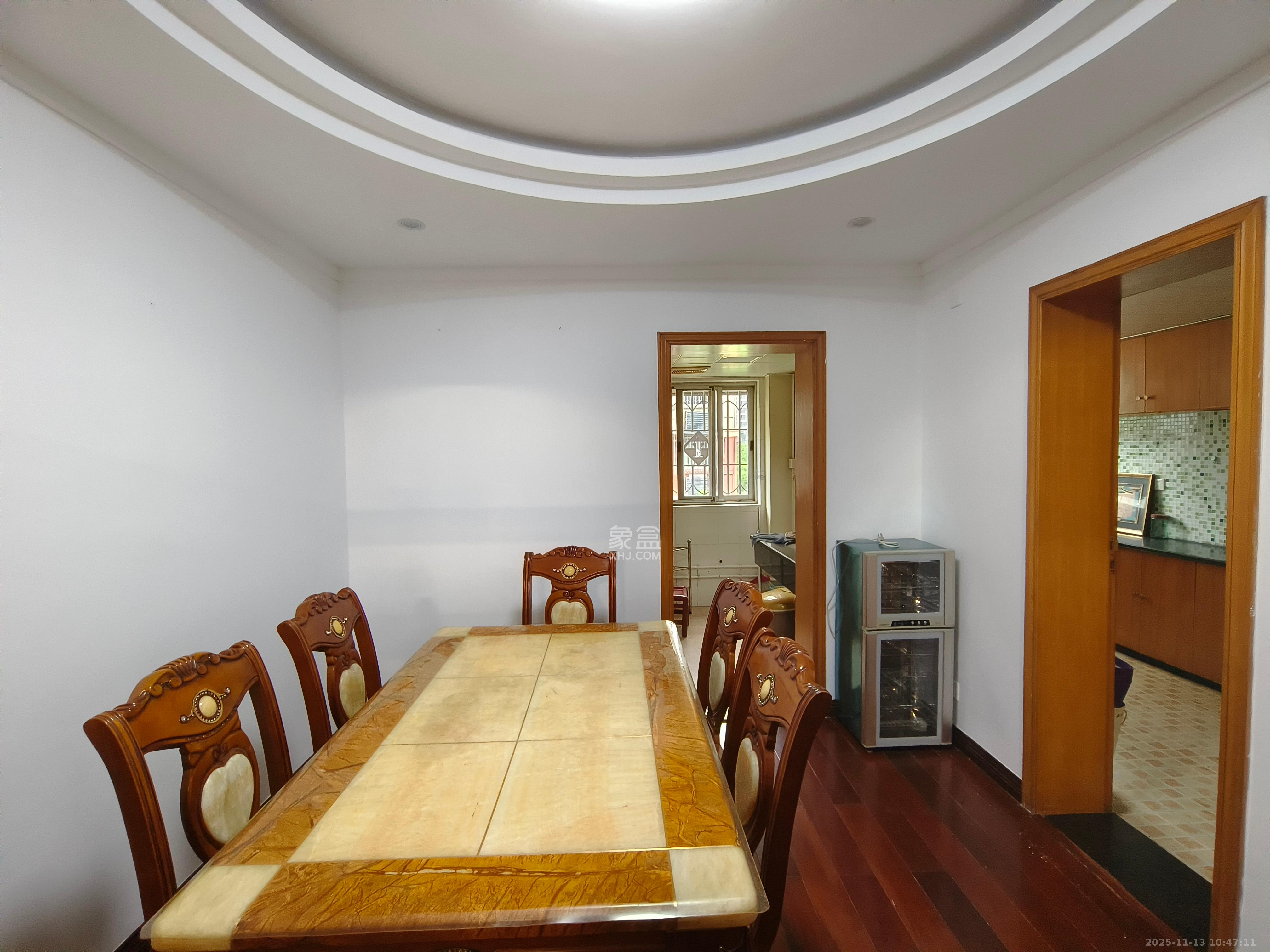 丰园(中山小区) 3室2厅2卫 2100.0元/月 丰园(中山小区) 3室2厅2卫 2100.0元/月室内图