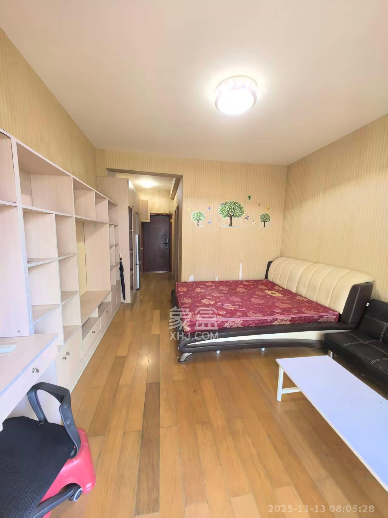 远大麓园  1室1厅1卫    1300.0元/月