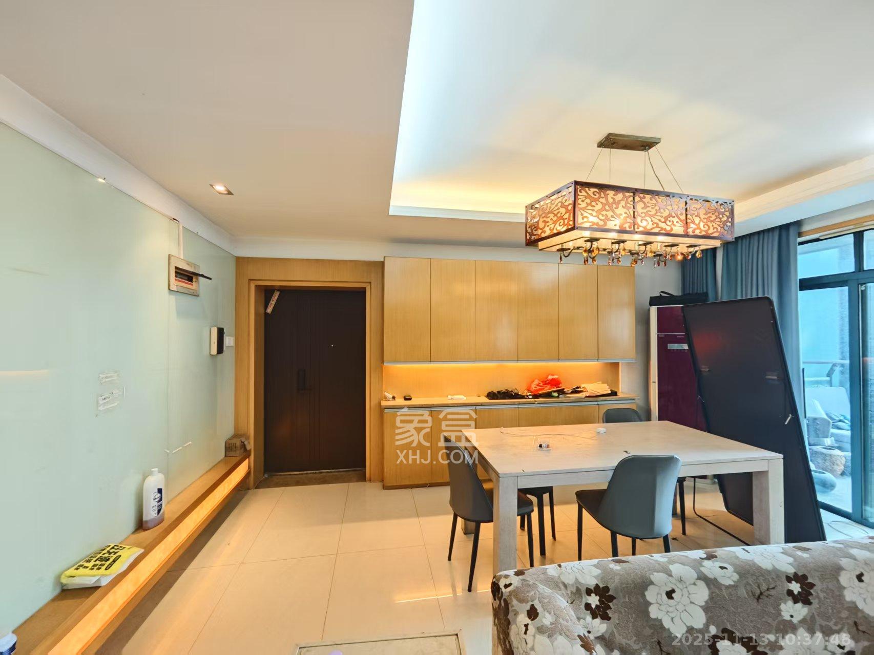 华盛新外滩  4室2厅2卫    4100.0元/月室内图