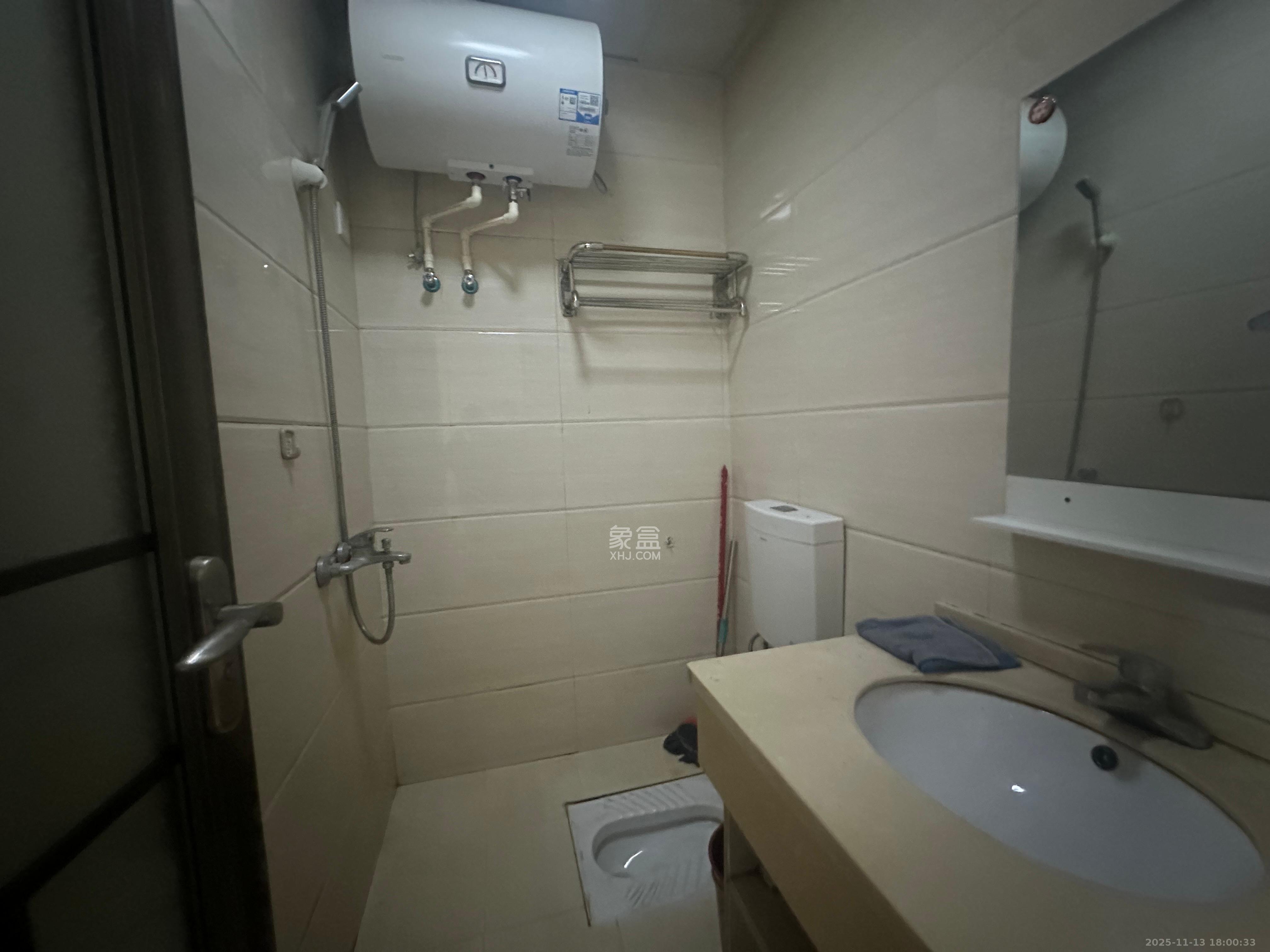 松雅湖畔  1室1厅1卫    750.0元/月室内图