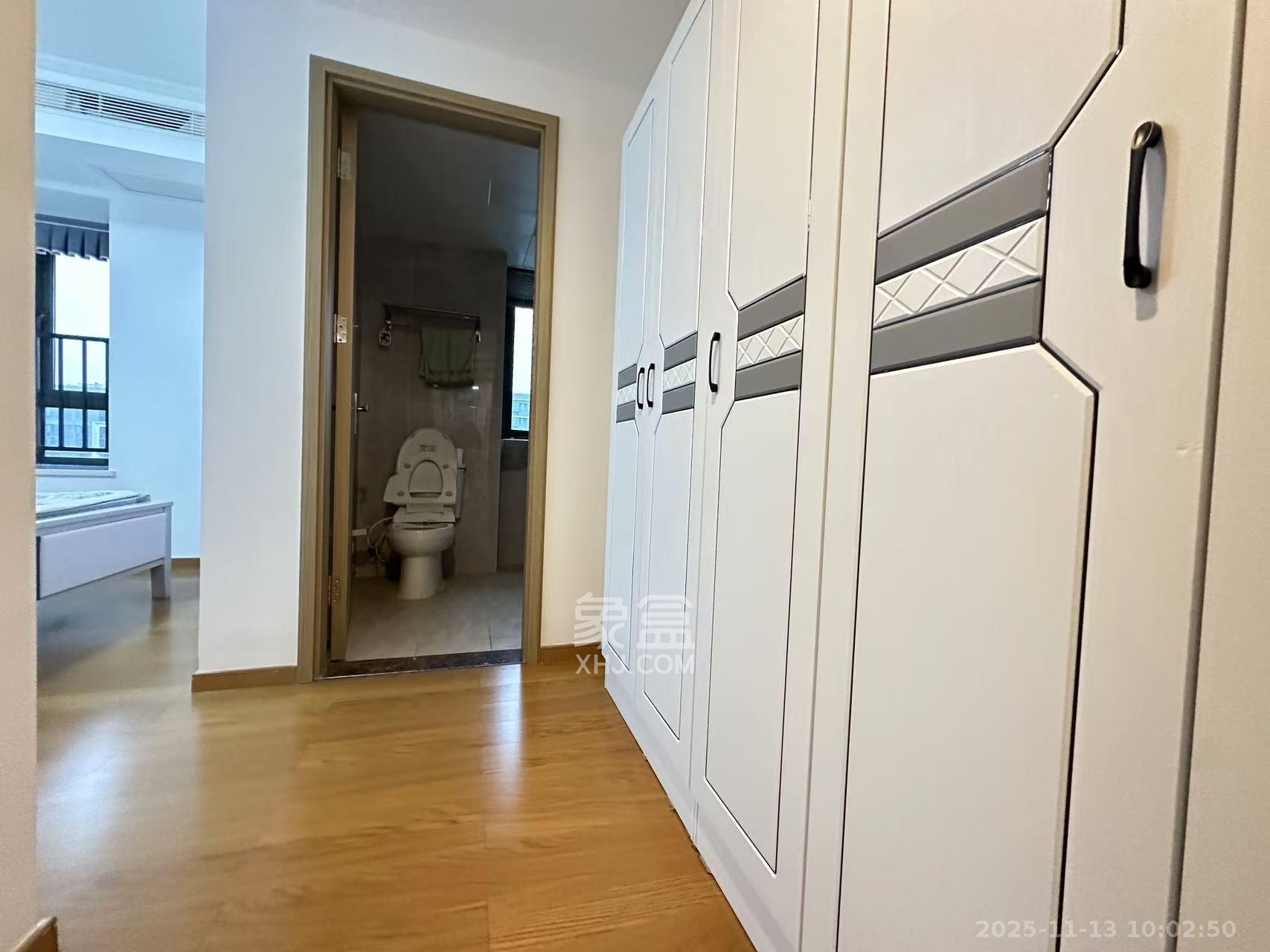 清控湖山雅居北区 3室2厅2卫 2500.0元/月 清控湖山雅居北区 3室2厅2卫 2500.0元/月室内图