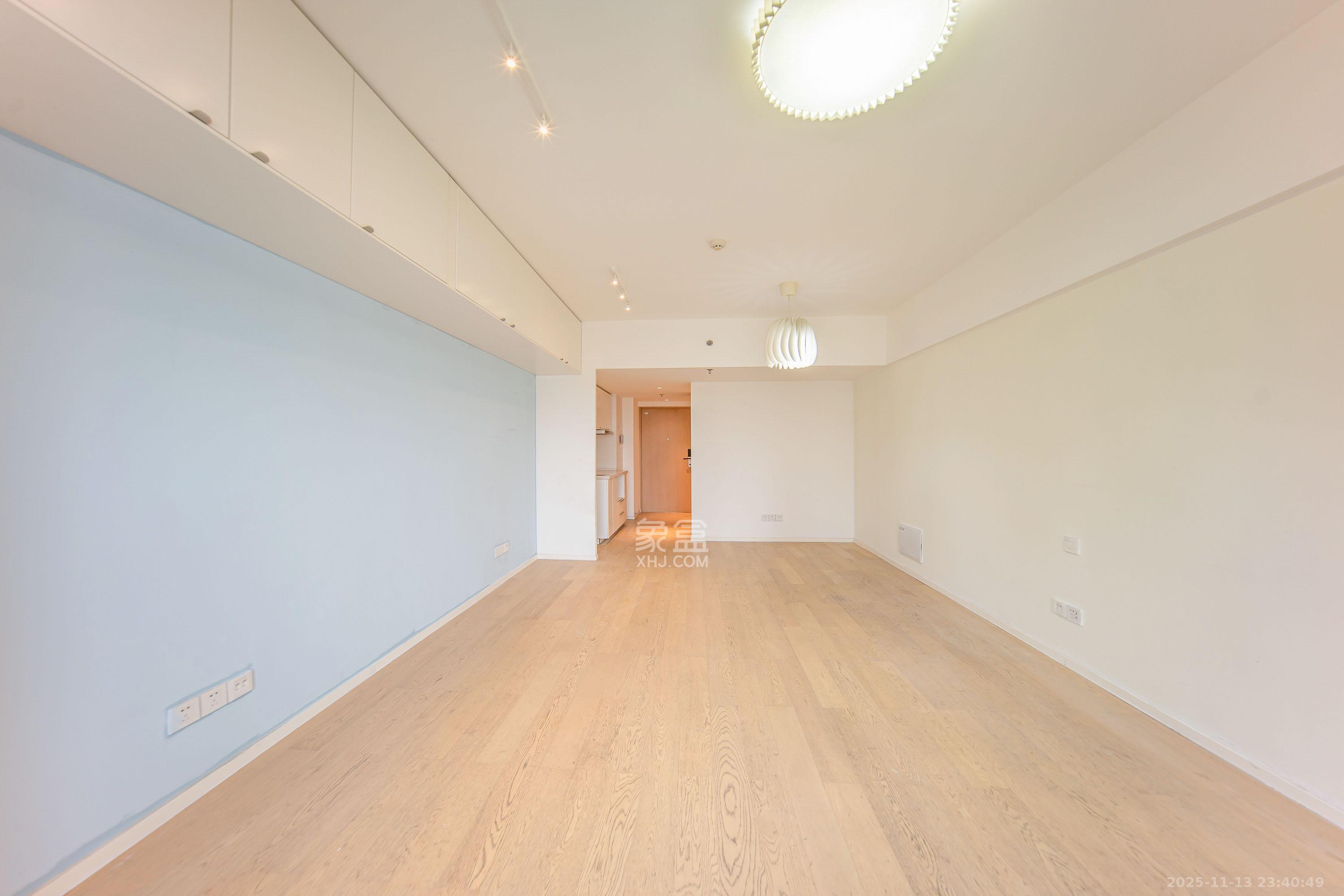 荟聚之光 1室1厅1卫 36.0万 荟聚之光 1室1厅1卫 36.0万客厅