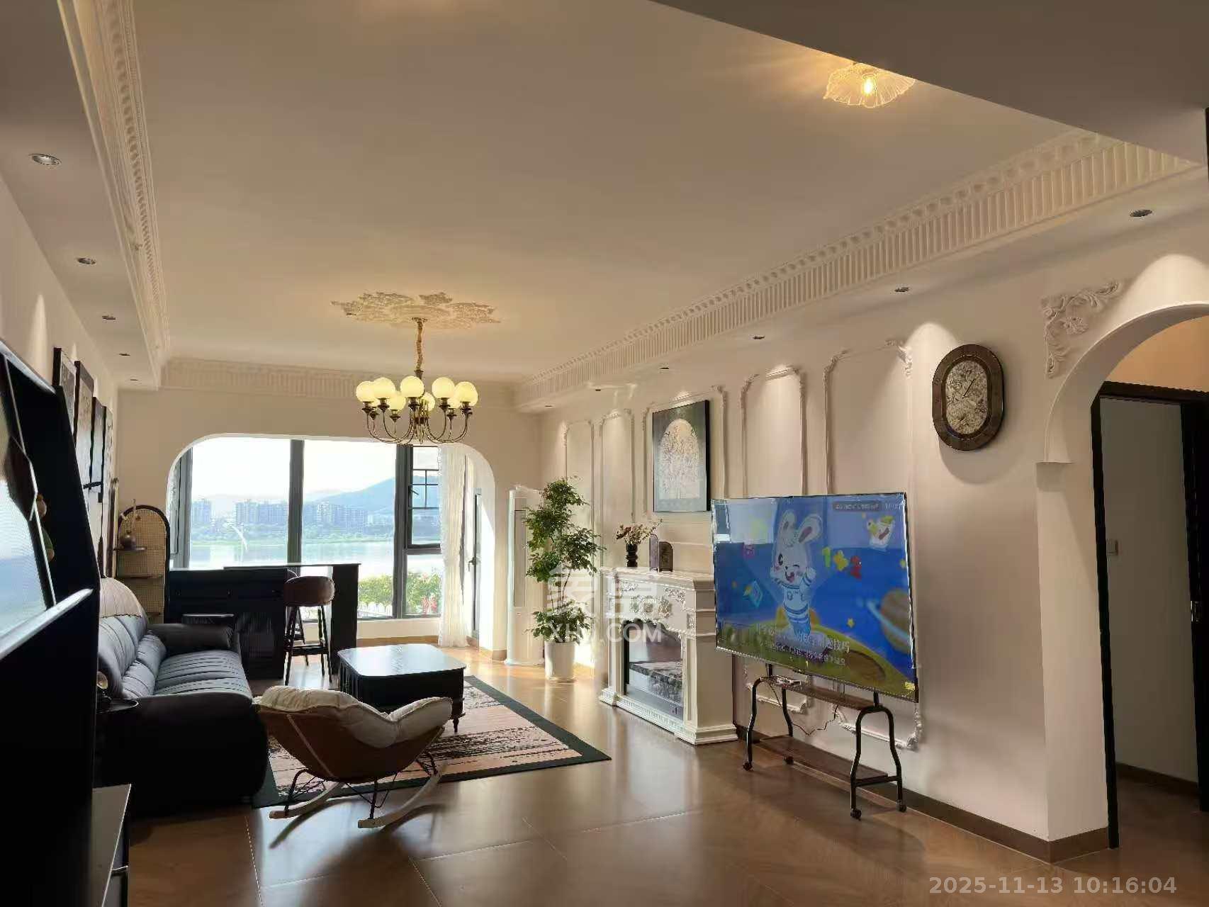 湘江颂  3室2厅2卫    6600.0元/月室内图