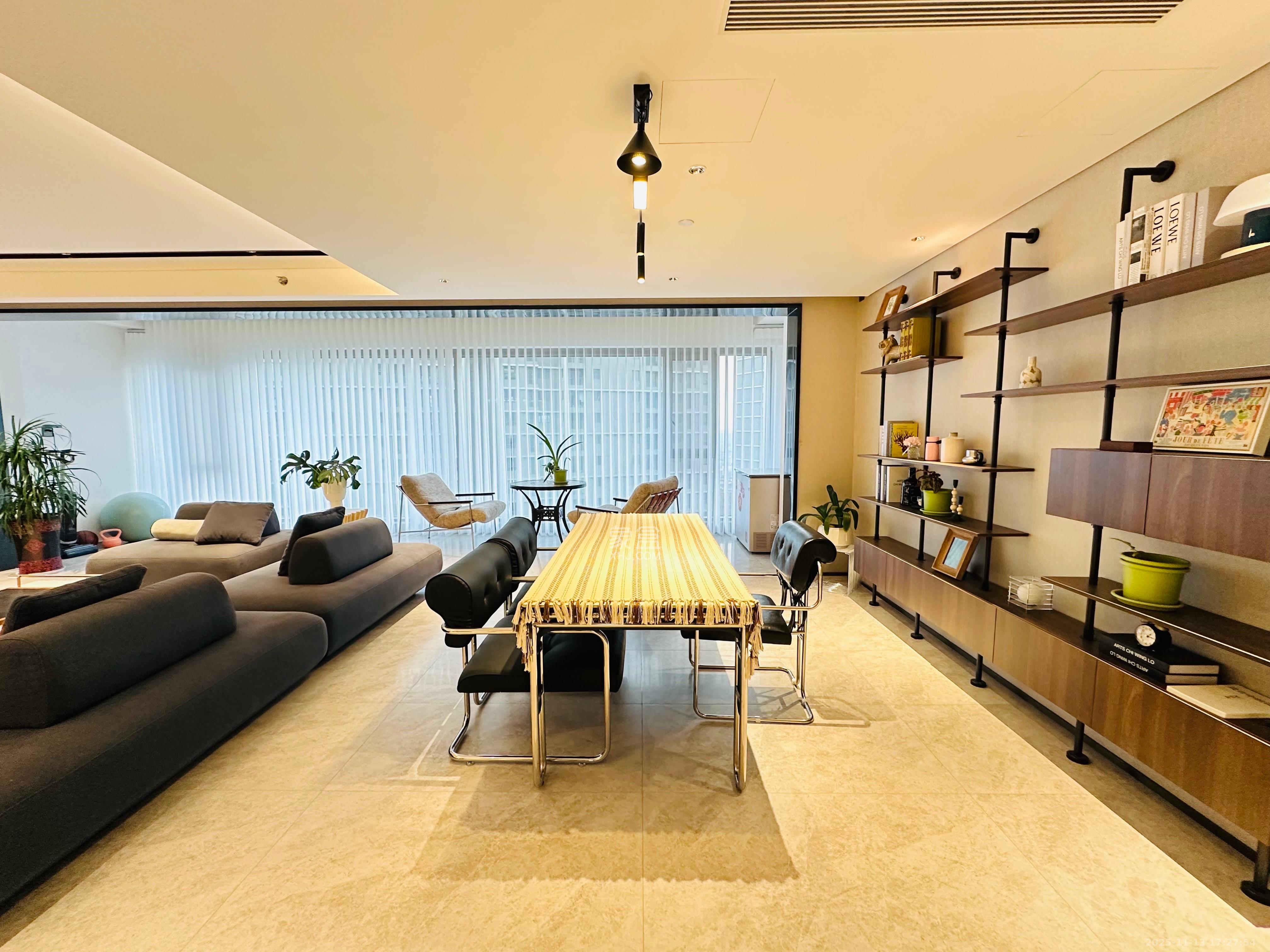 长沙悦府（华润万象城）  4室2厅3卫    16000.0元/月室内图