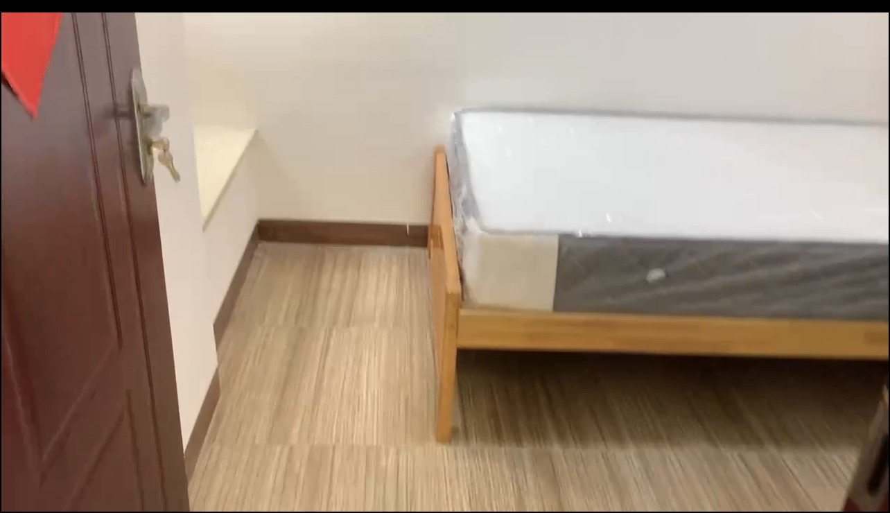 第五大道  2室2厅1卫    92.0万客厅