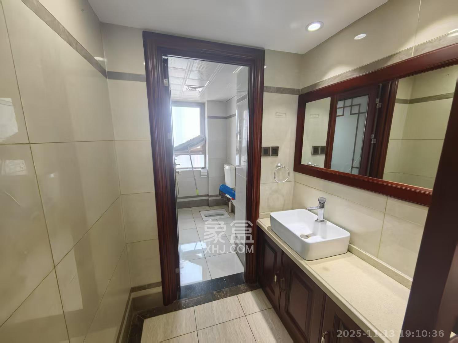 潮宗御苑  4室2厅2卫    10000.0元/月室内图