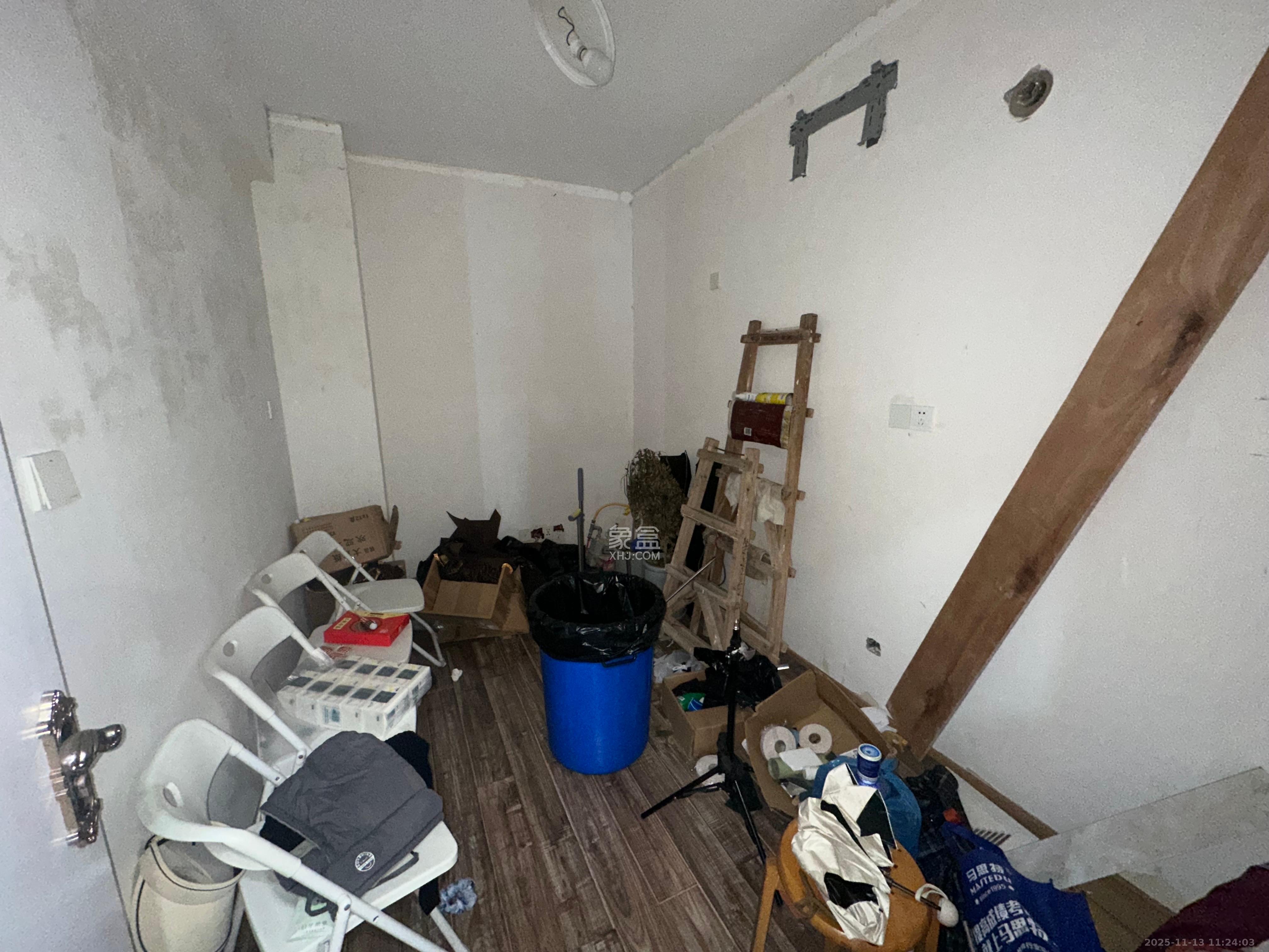 时代帝景  4室2厅1卫    4500.0元/月室内图