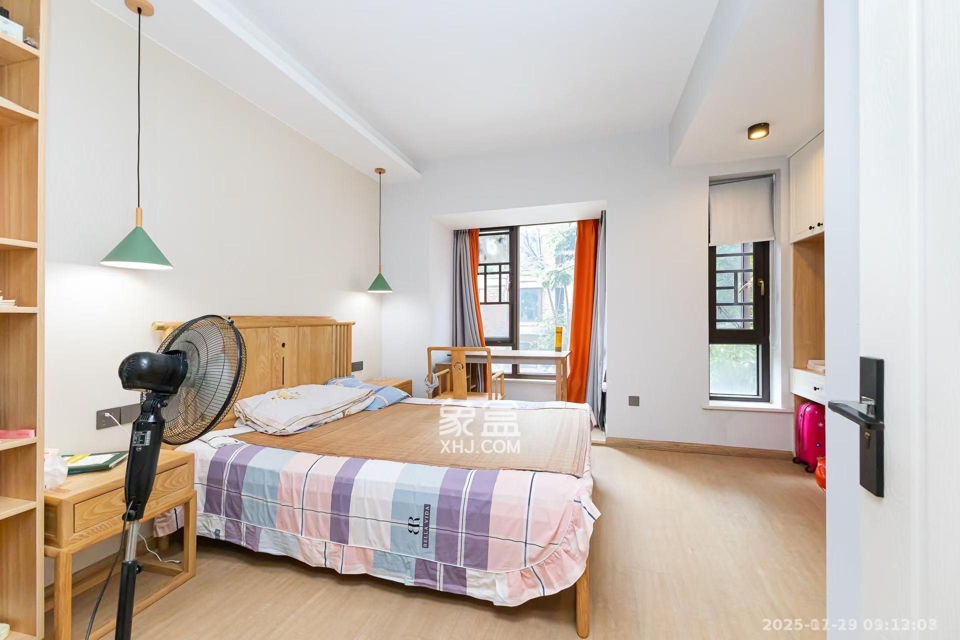 盈峰翠邸 5室2厅3卫 10000.0元/月 盈峰翠邸 5室2厅3卫 10000.0元/月室内图