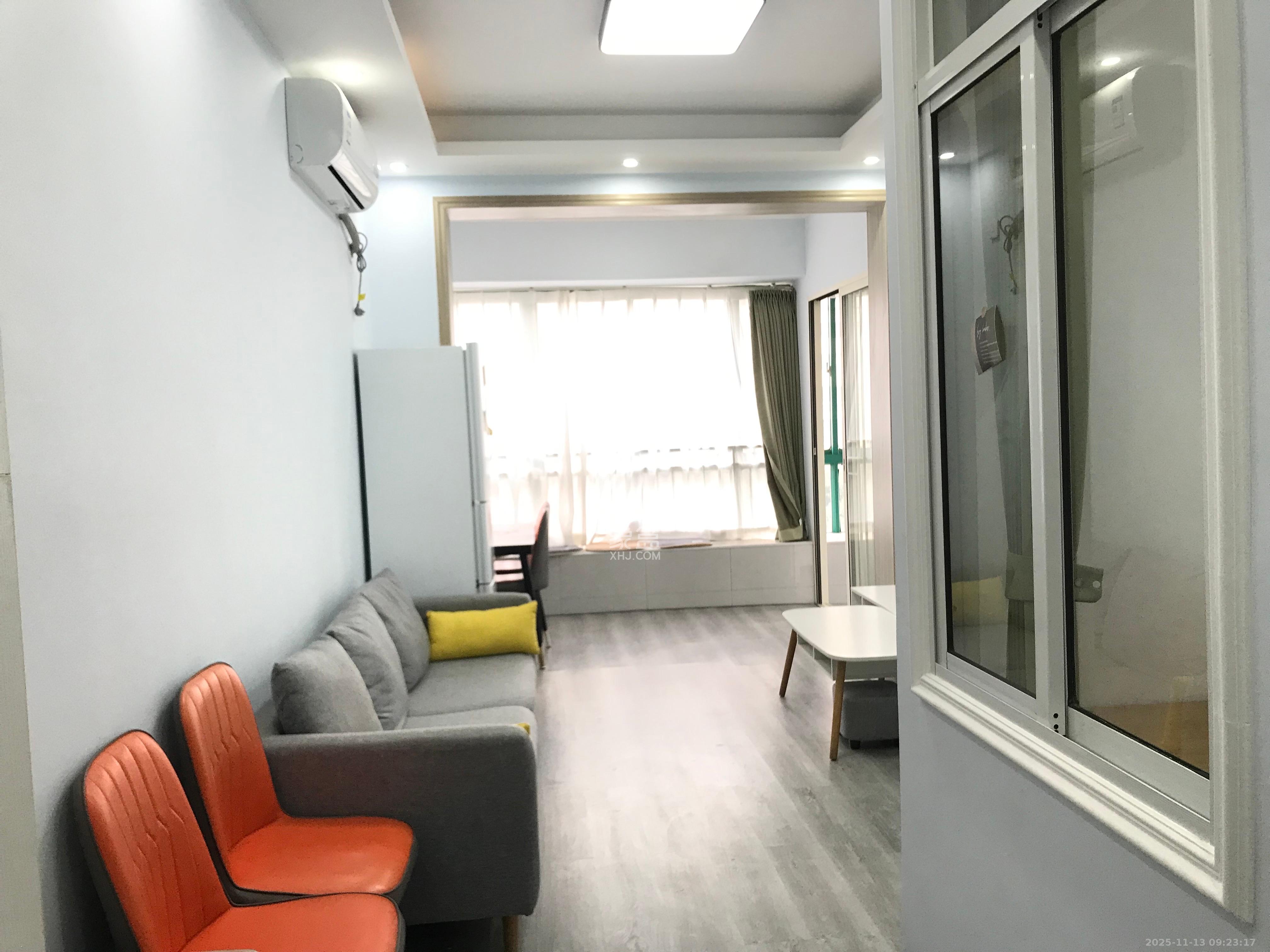 明城公寓  2室1厅1卫    1450.0元/月室内图1