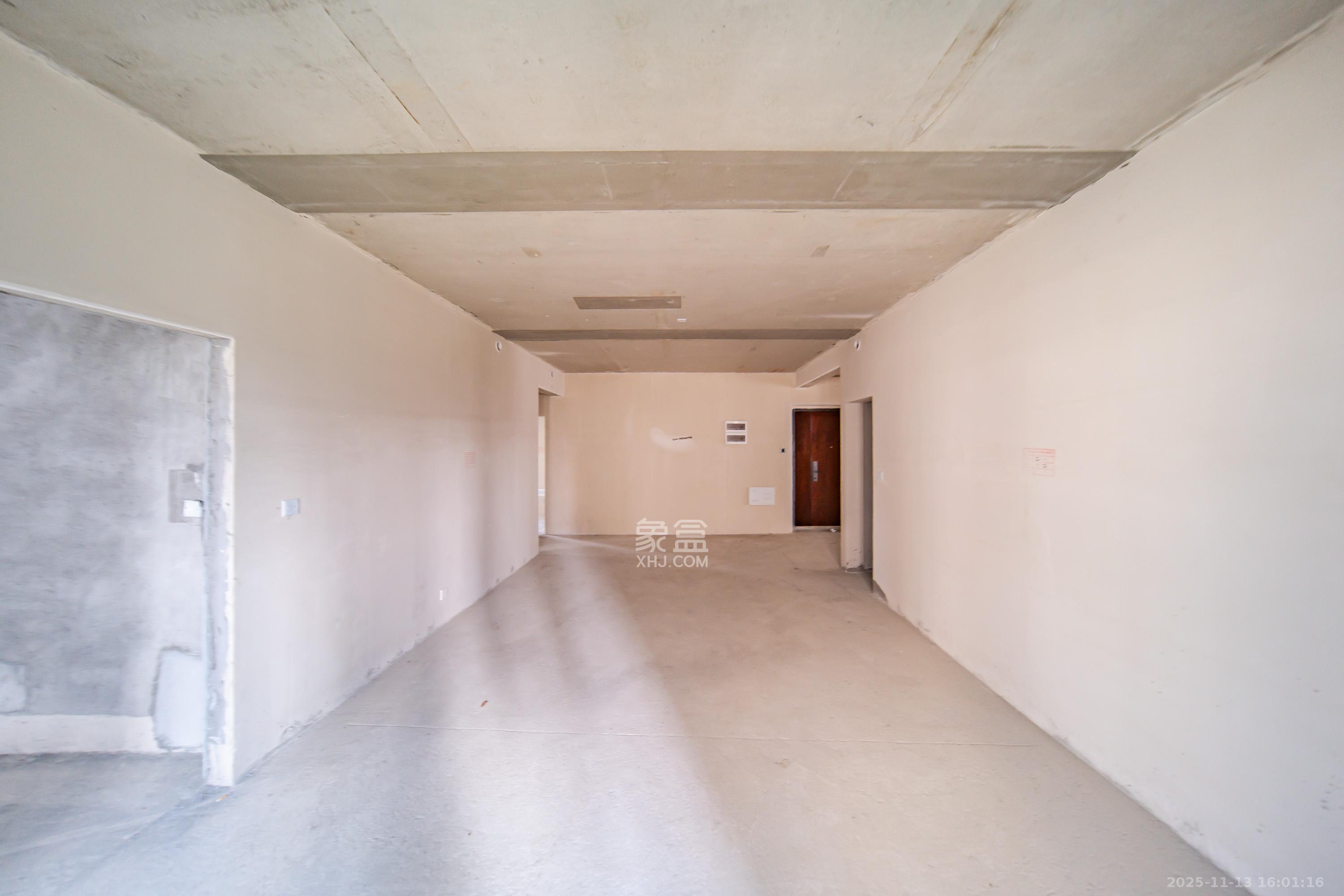 城发恒伟东风映1897  4室2厅2卫    340.0万其他