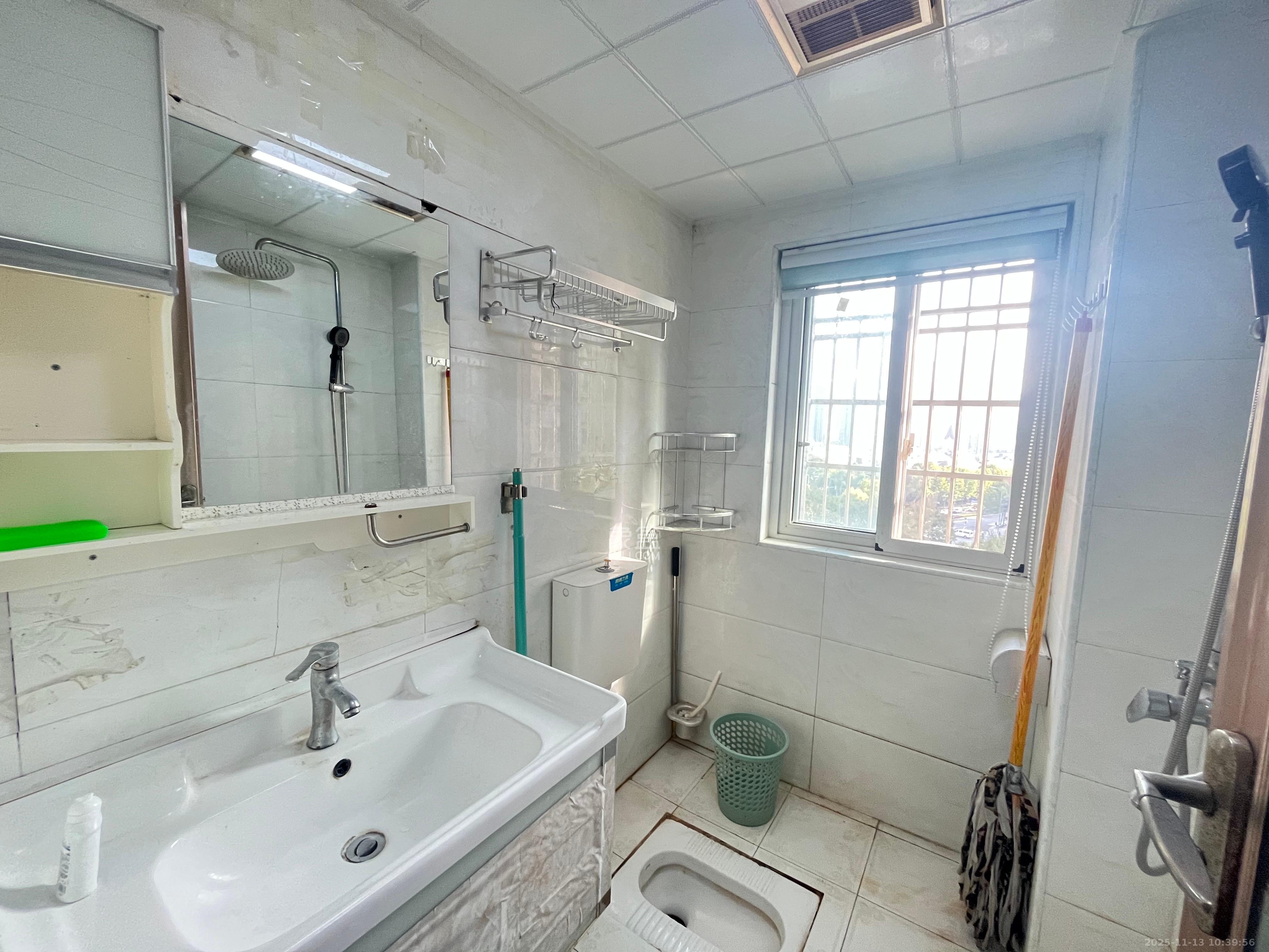 嘉顺苑 2室1厅1卫 2000.0元/月 嘉顺苑 2室1厅1卫 2000.0元/月室内图