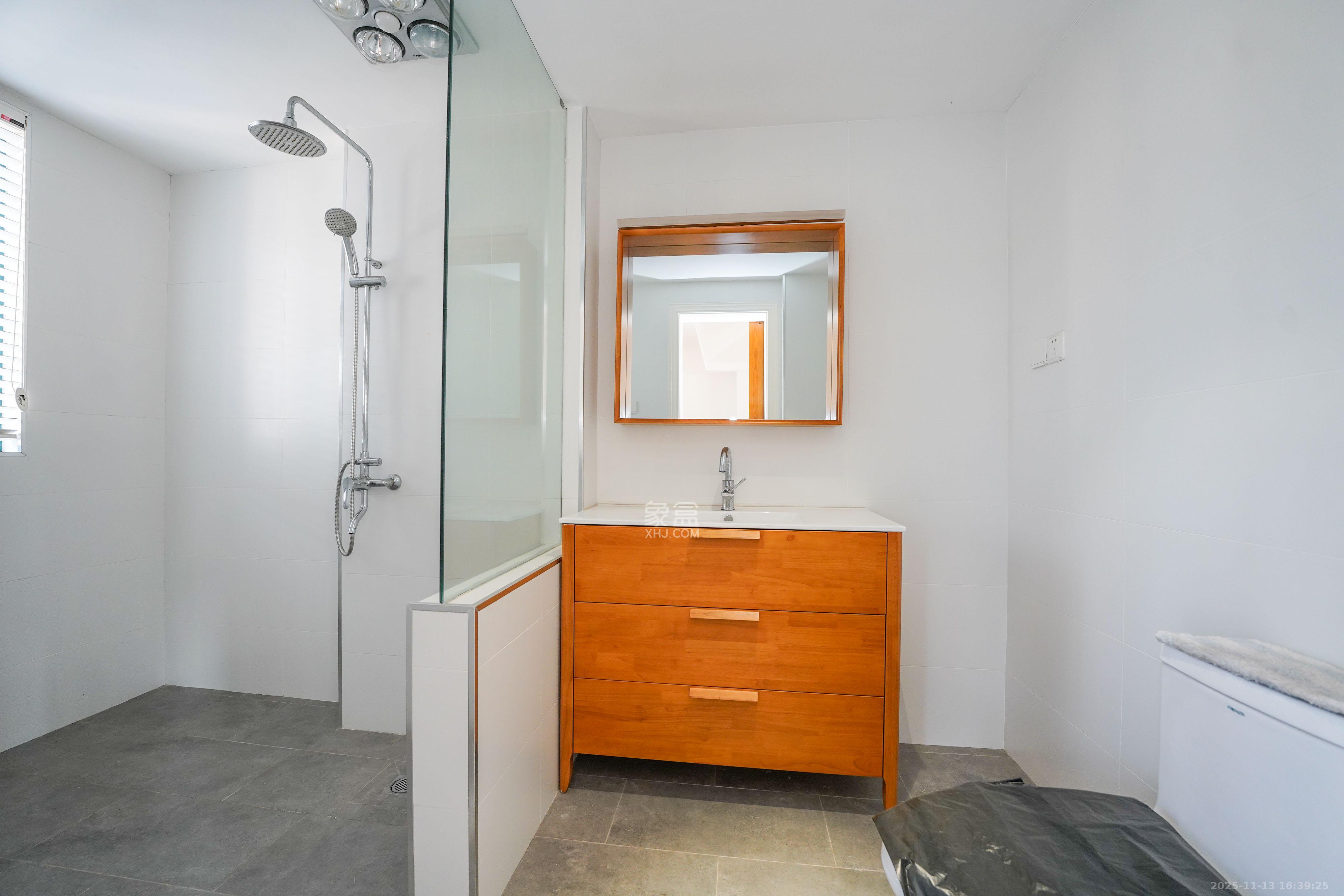 御邦  1室0厅0卫    298.0万卫生间