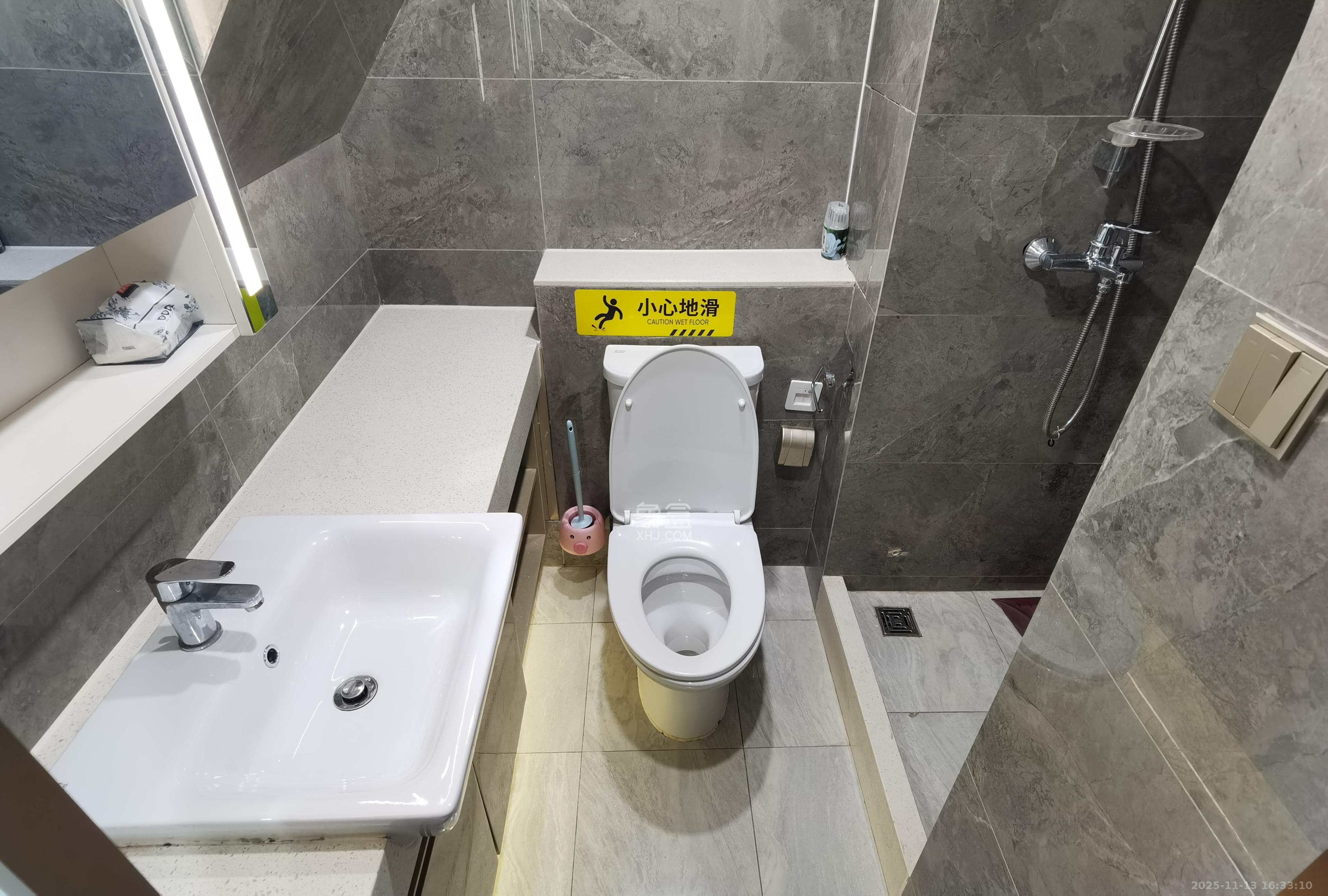 华远华时代 2室1厅1卫 2600.0元/月 华远华时代 2室1厅1卫 2600.0元/月室内图