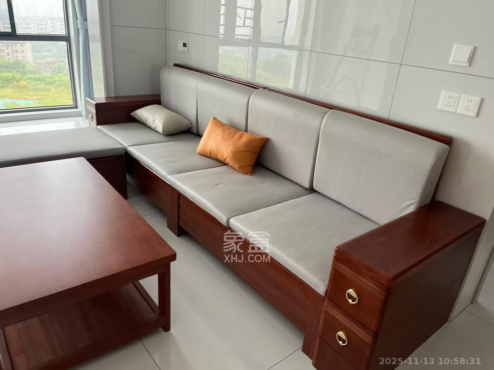 湘荷美苑 3室2厅2卫 2000.0元/月 湘荷美苑 3室2厅2卫 2000.0元/月室内图