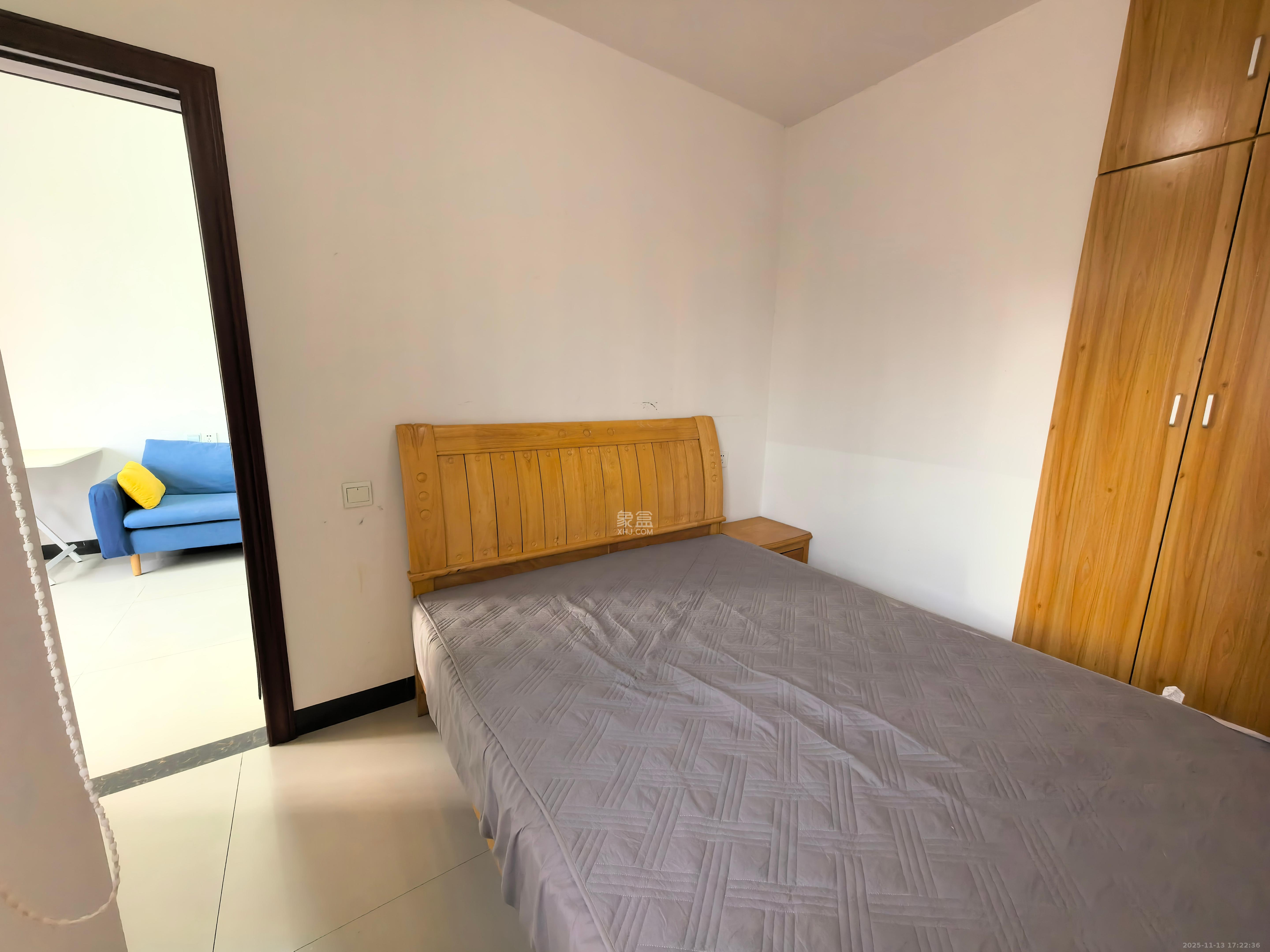 骑龙安置小区  1室1厅1卫    1300.0元/月室内图