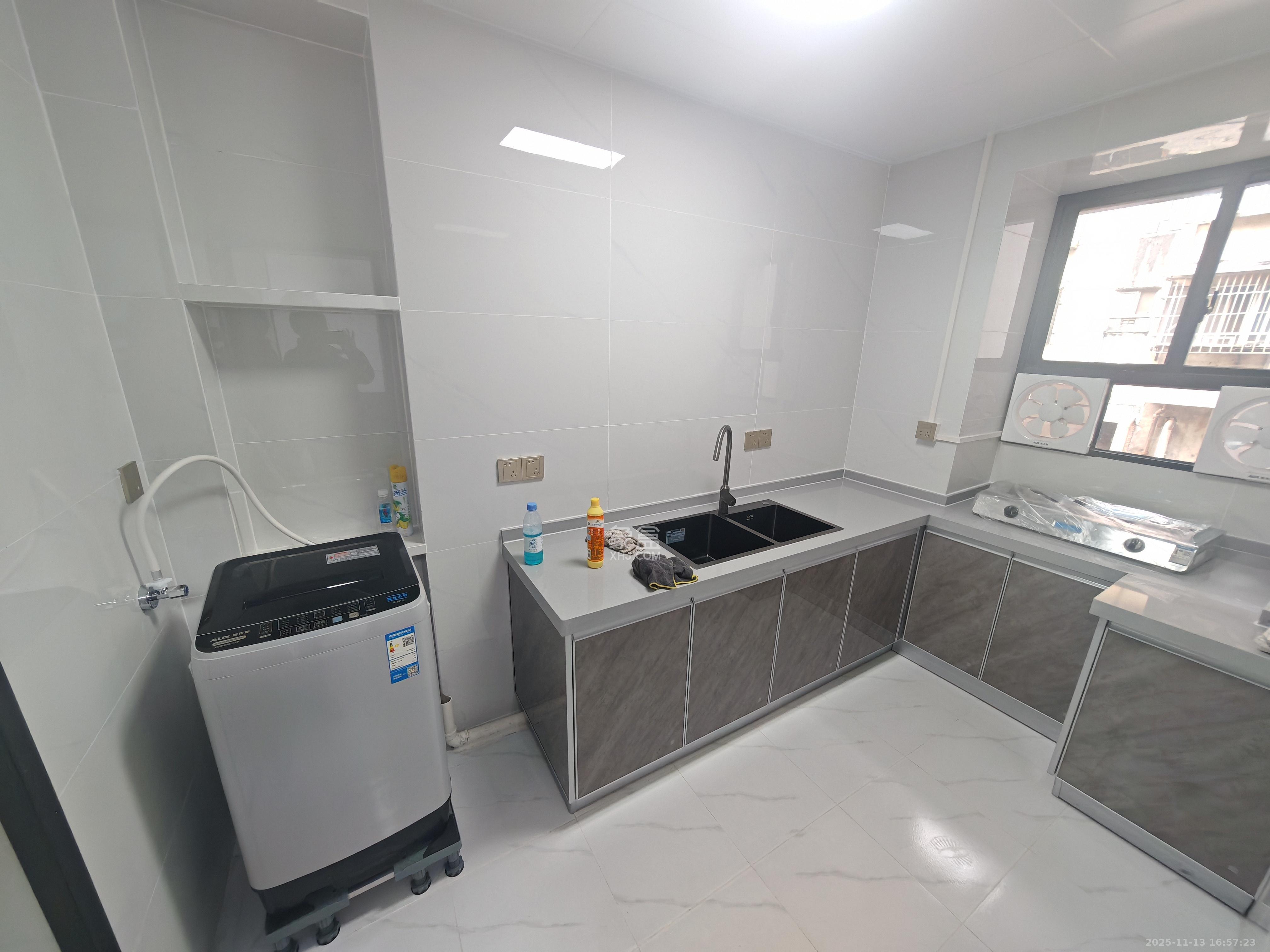 太平街散盘  2室1厅1卫    2480.0元/月室内图