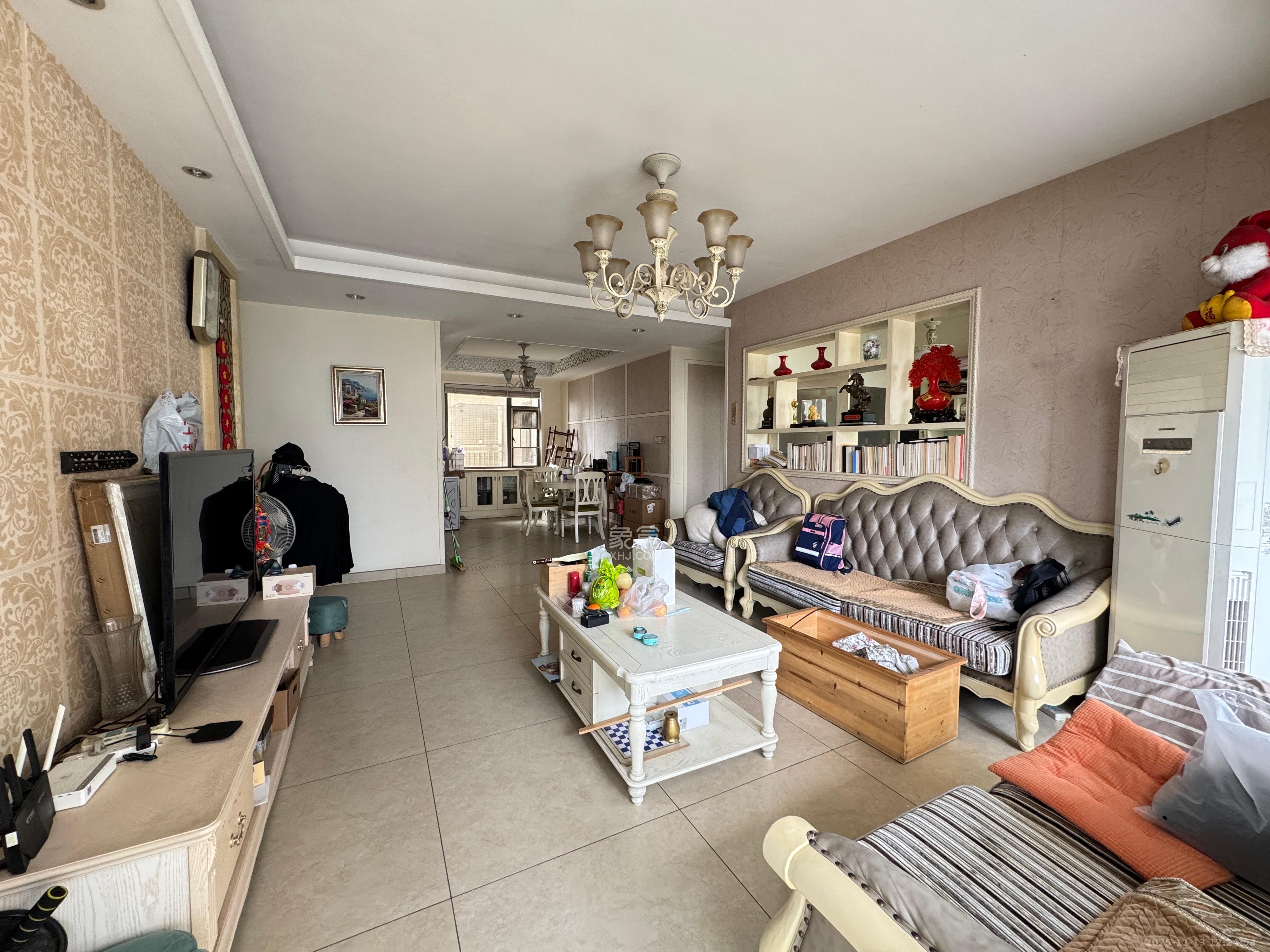 金域南外滩（望江佳园）  3室0厅0卫    4200.0元/月