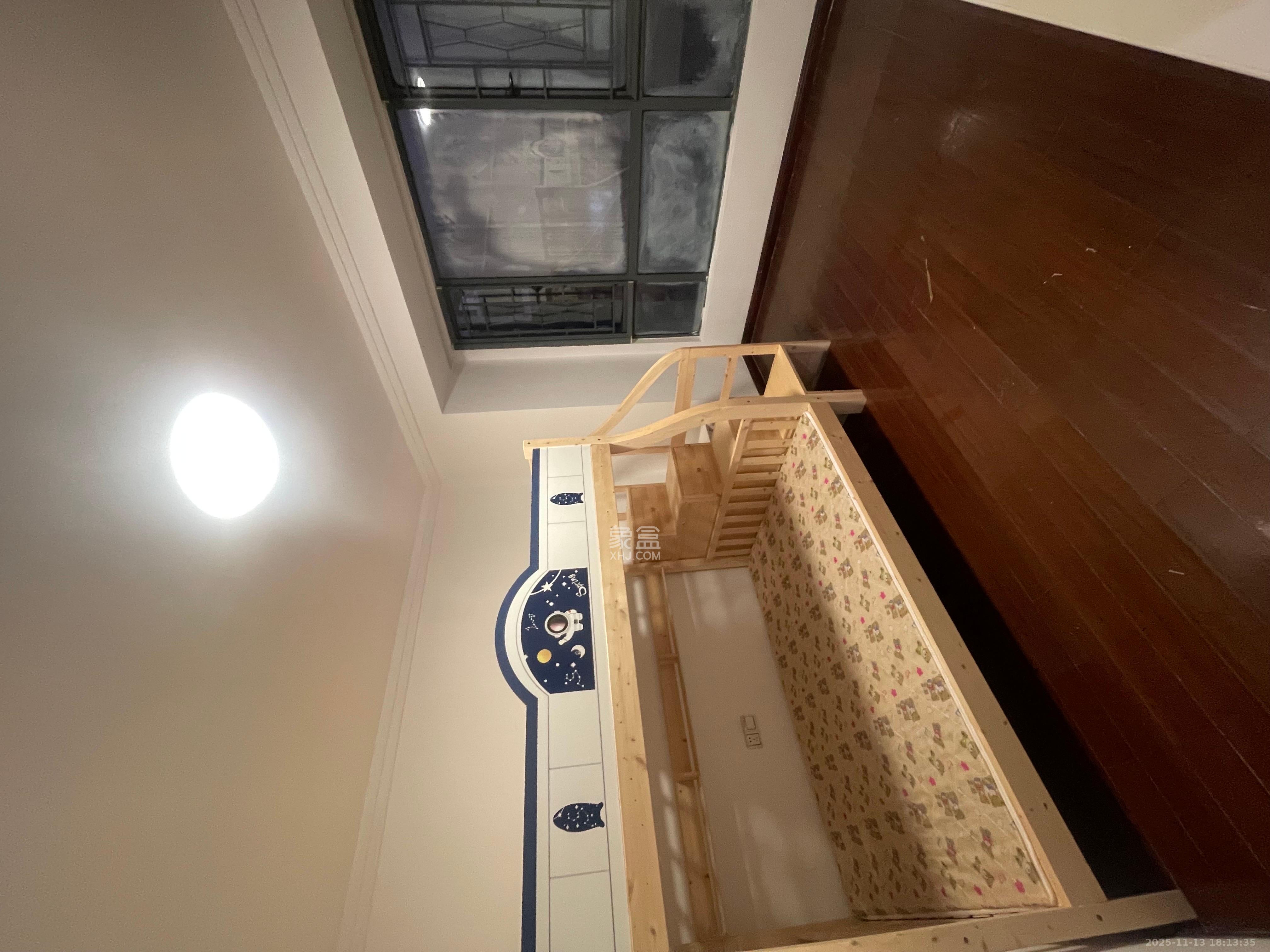 西子花苑 3室2厅2卫 2800.0元/月 西子花苑 3室2厅2卫 2800.0元/月室内图