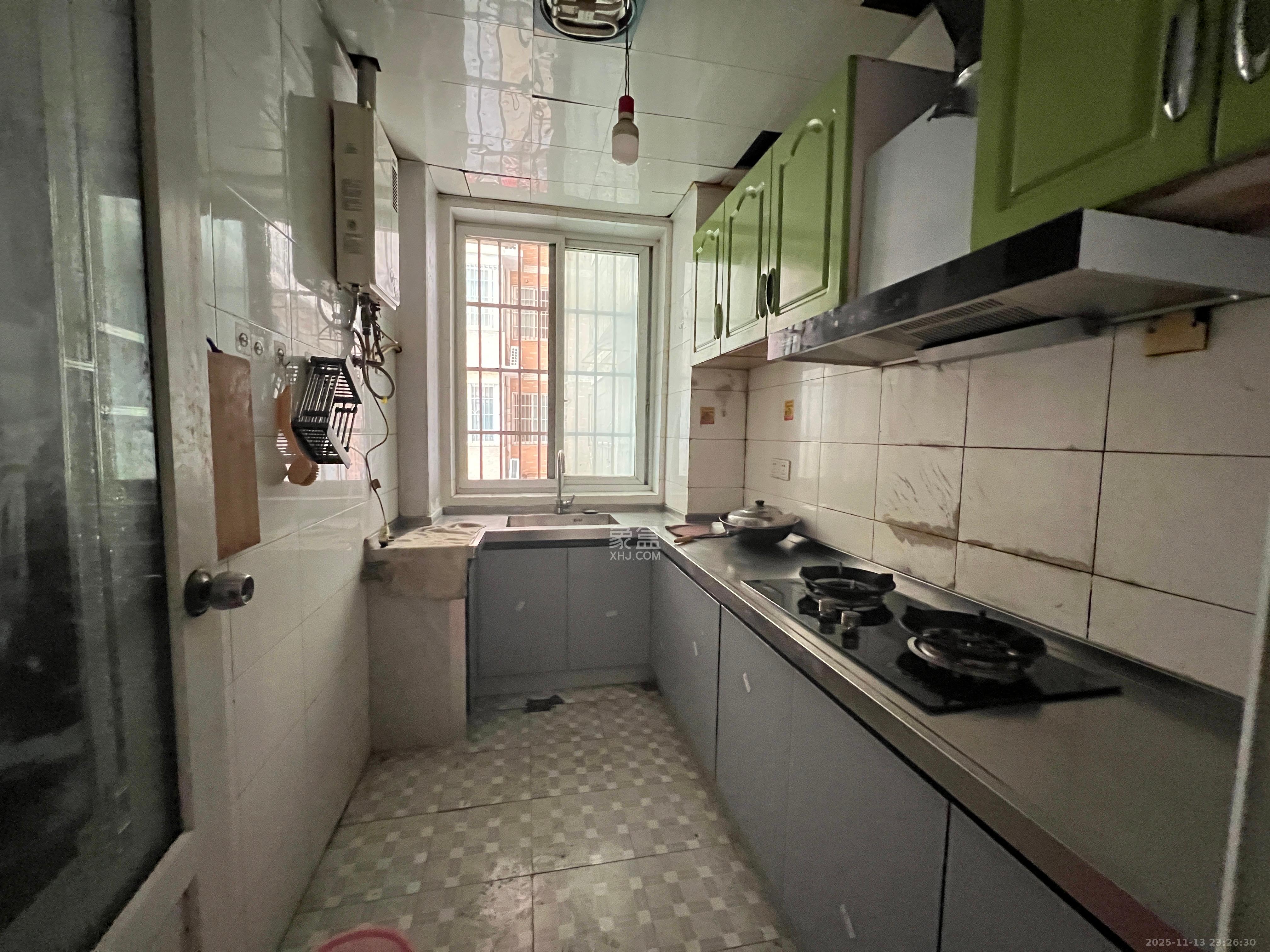 星城国际  2室2厅1卫    1300.0元/月室内图