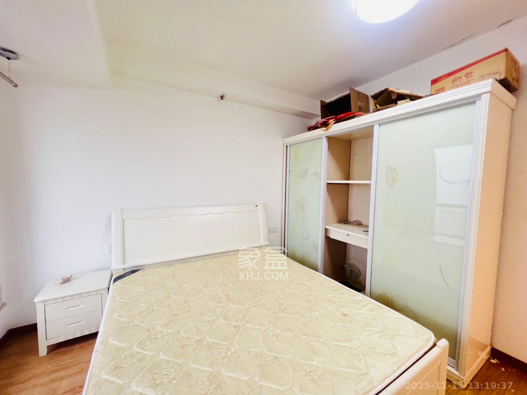 佳兴国际汇  2室2厅1卫    2400.0元/月室内图