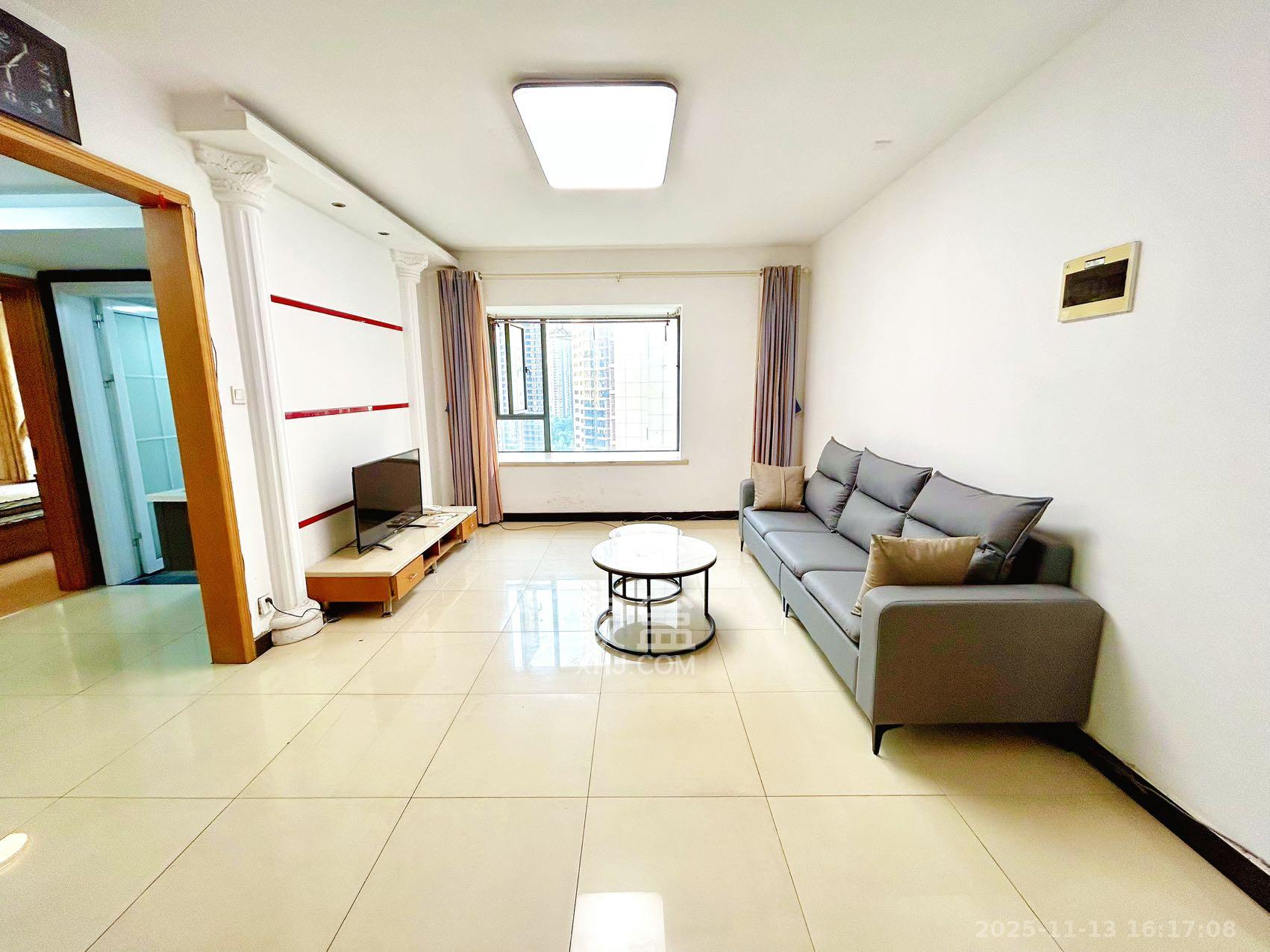 滨江君悦香邸  3室2厅1卫    2700.0元/月