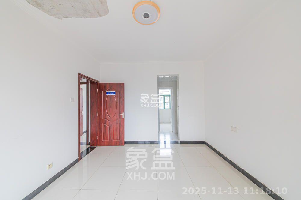 克拉美丽山庄（晟领国际）  3室2厅2卫    2000.0元/月室内图