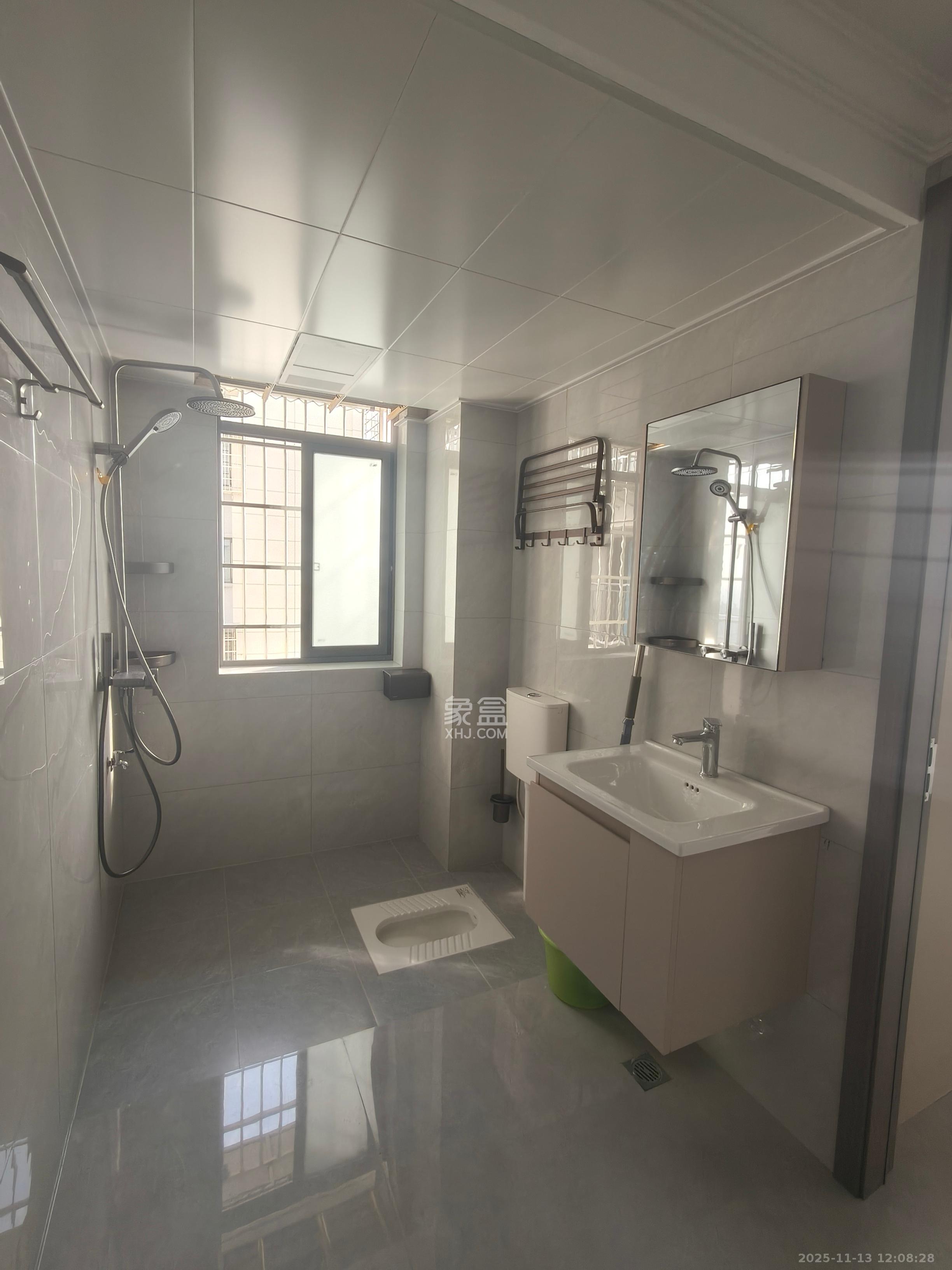 和景家园二期 2室2厅1卫 1850.0元/月 和景家园二期 2室2厅1卫 1850.0元/月室内图