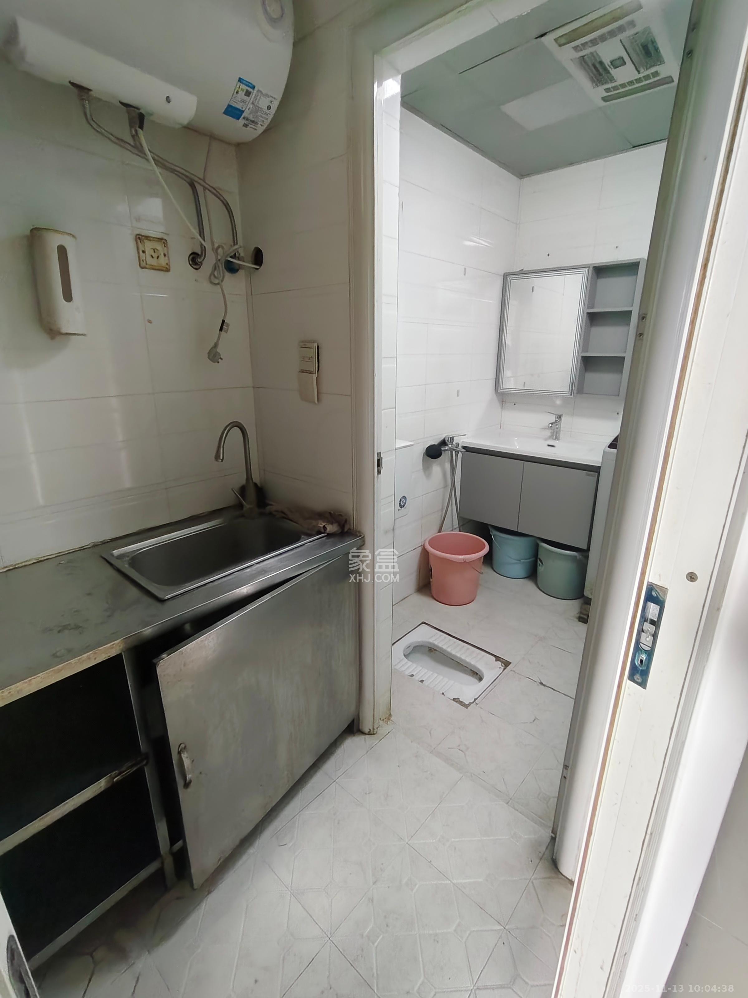 广盛华苑  2室1厅1卫    1700.0元/月室内图