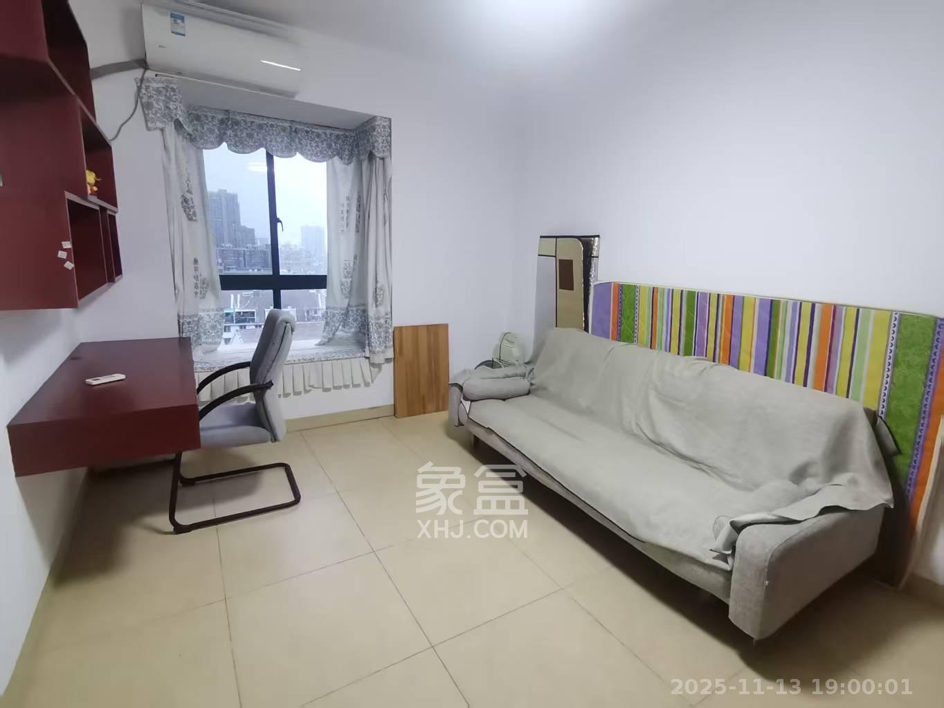 旺景园 4室2厅2卫 2300.0元/月 旺景园 4室2厅2卫 2300.0元/月室内图