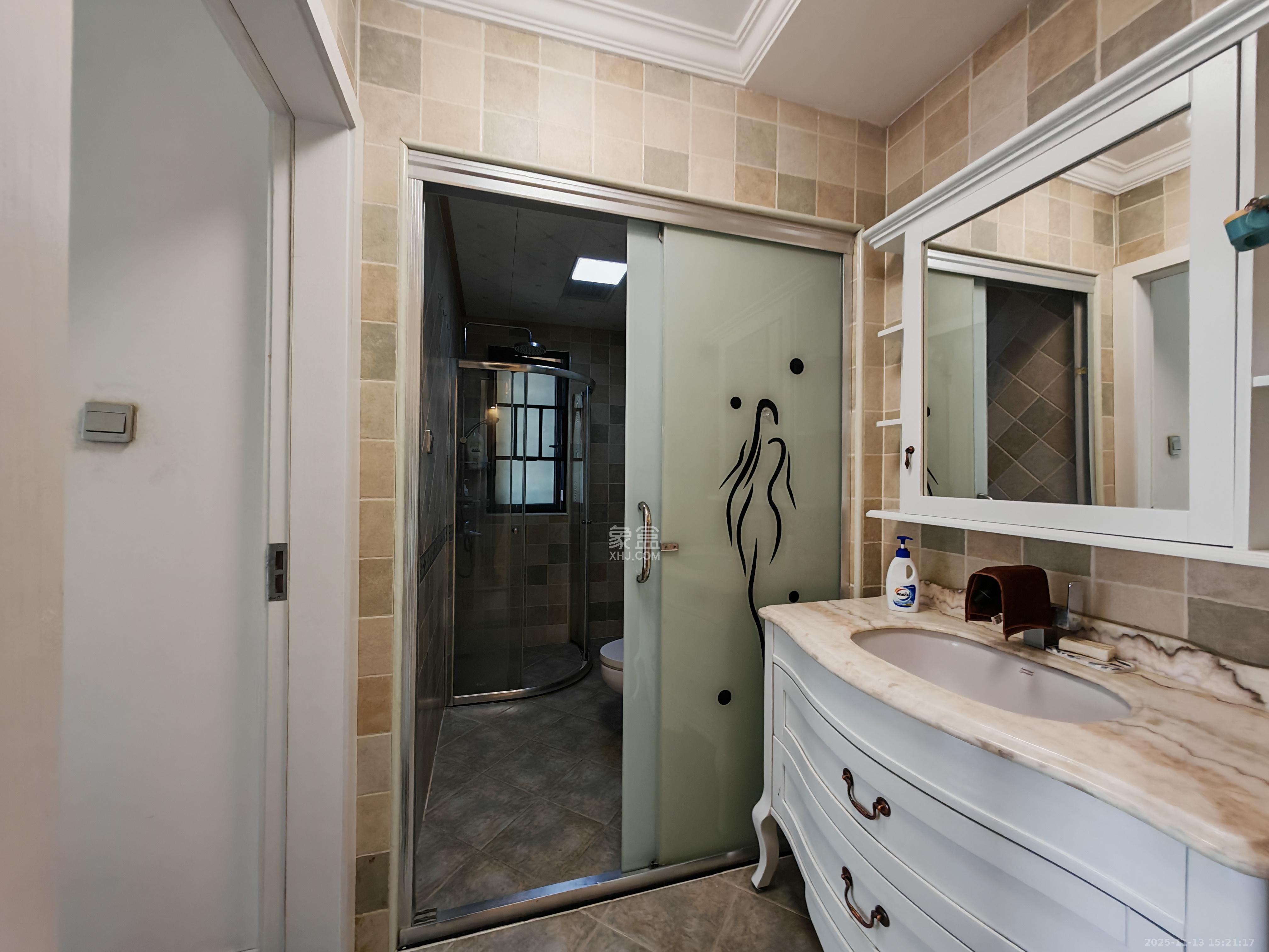 金茂梅溪湖  2室2厅1卫    3000.0元/月室内图