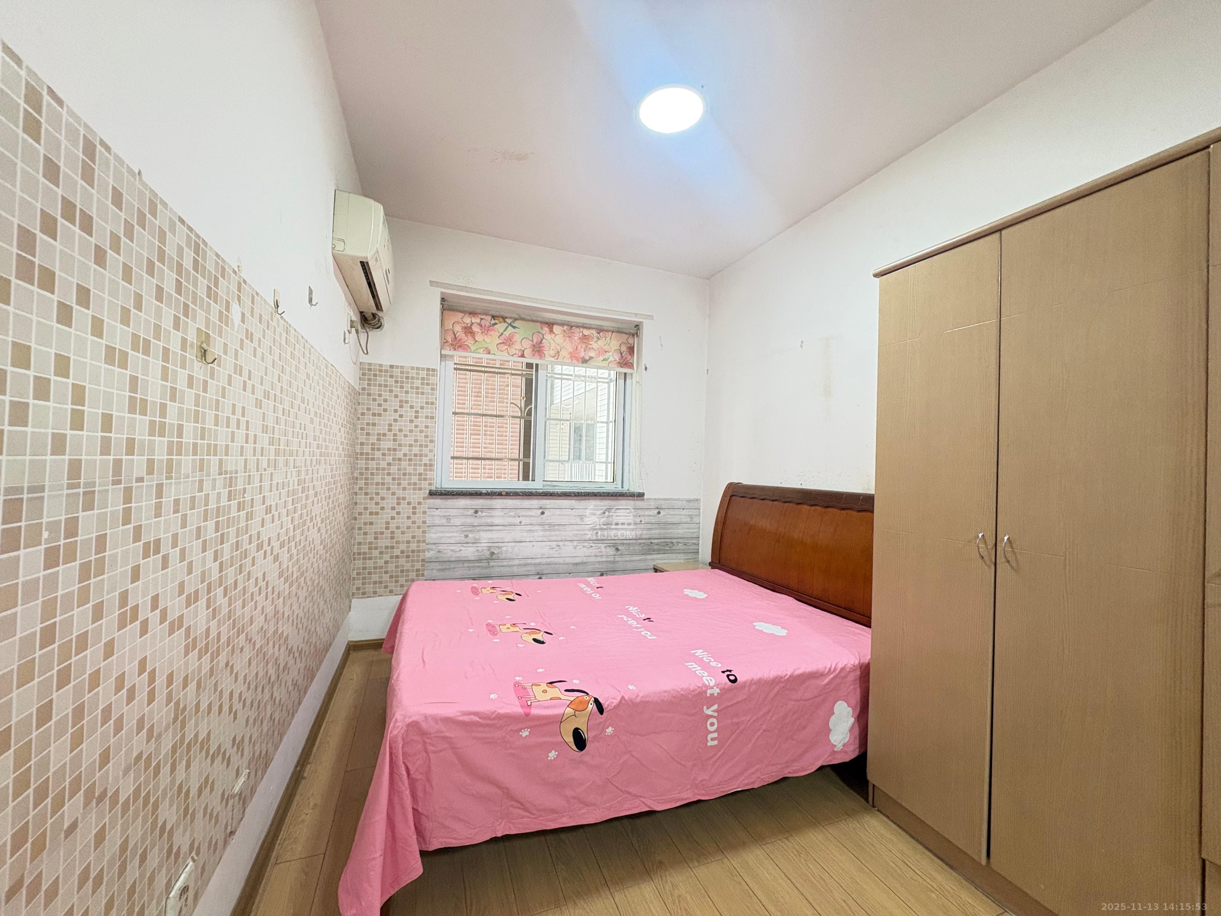 左岸右岸 1室1厅1卫 1200.0元/月 左岸右岸 1室1厅1卫 1200.0元/月室内图