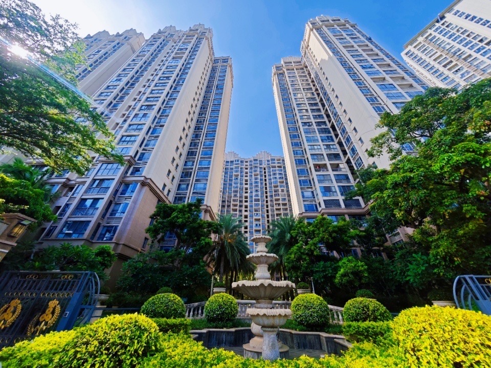 置地御海公馆 2室2厅1卫 96.0万 置地御海公馆 2室2厅1卫 96.0万客厅