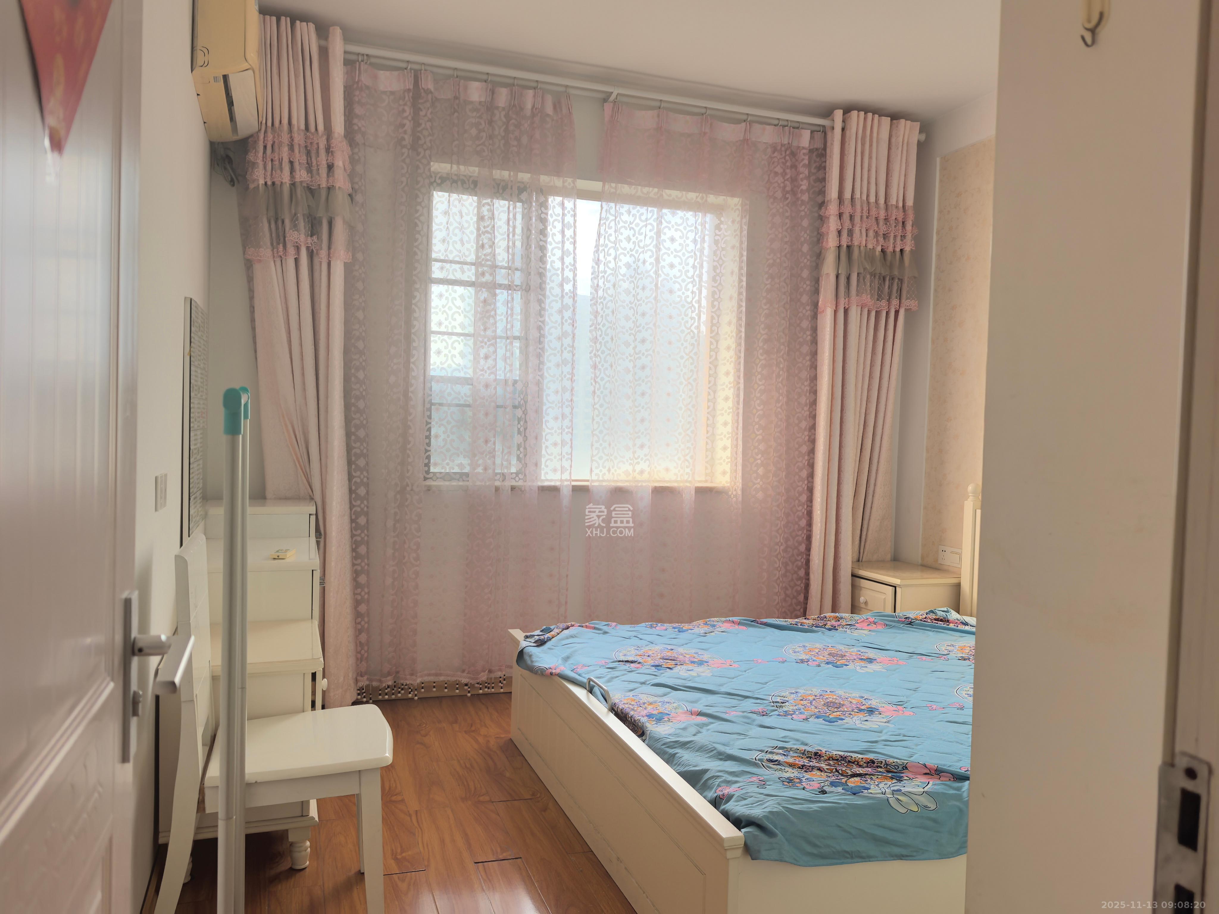 宏聚地中海  2室2厅1卫    2100.0元/月室内图